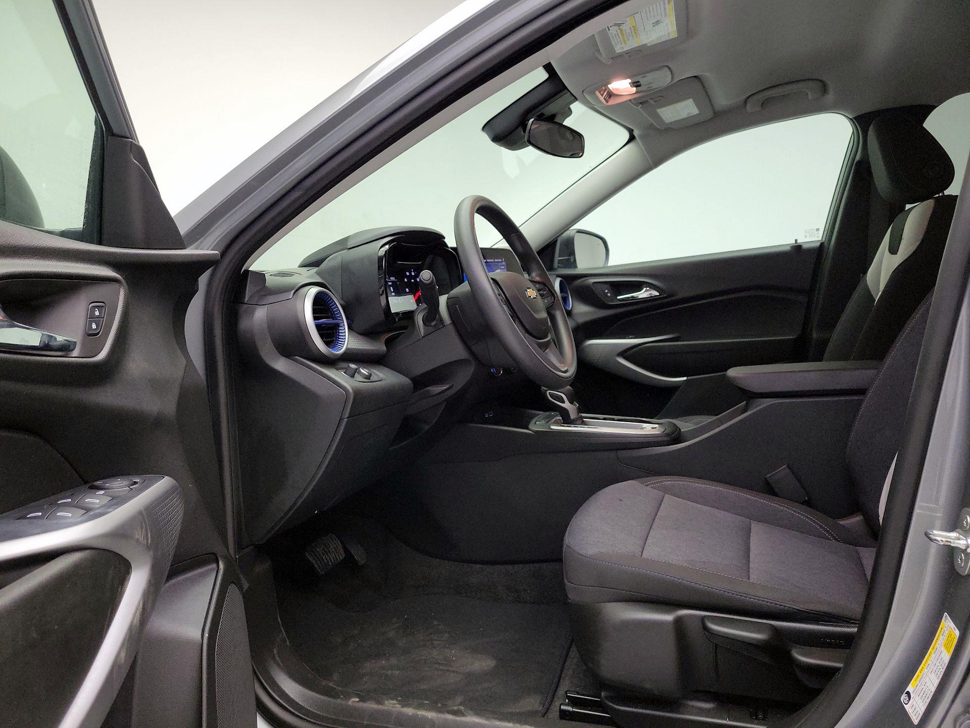 Thumbnail: 2024 Chevrolet Trax - 11