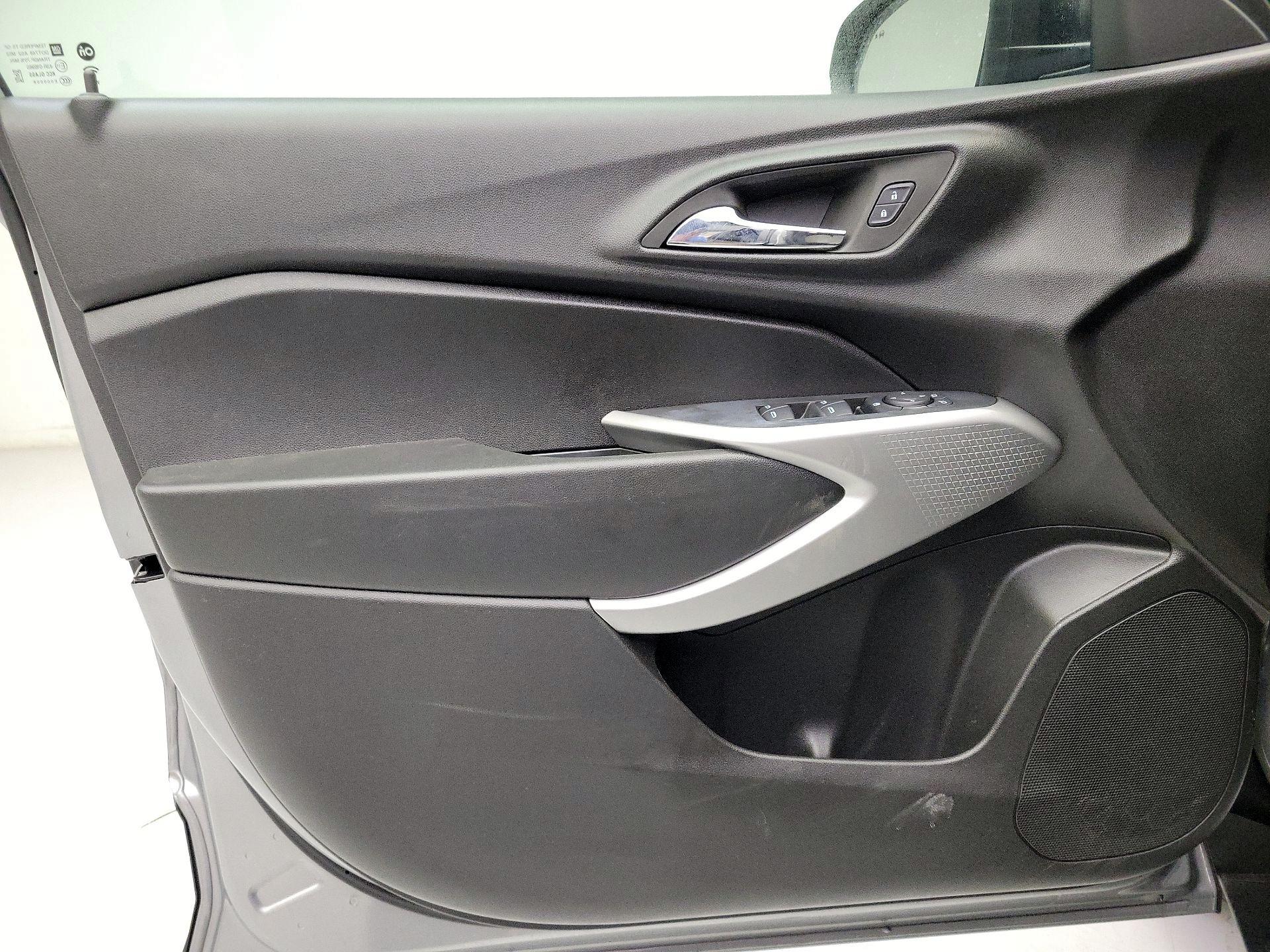 Thumbnail: 2024 Chevrolet Trax - 12