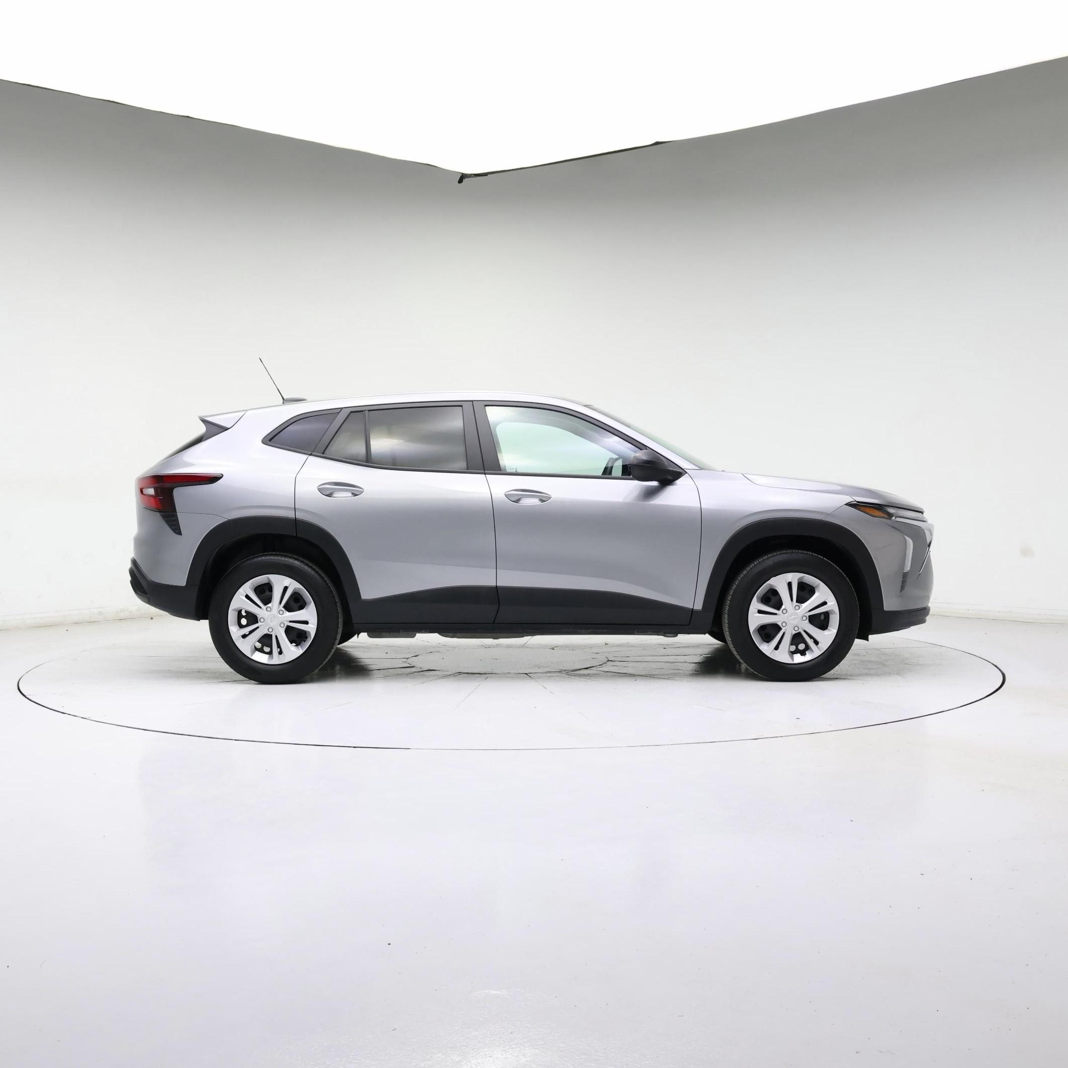 Thumbnail: 2024 Chevrolet Trax - 7