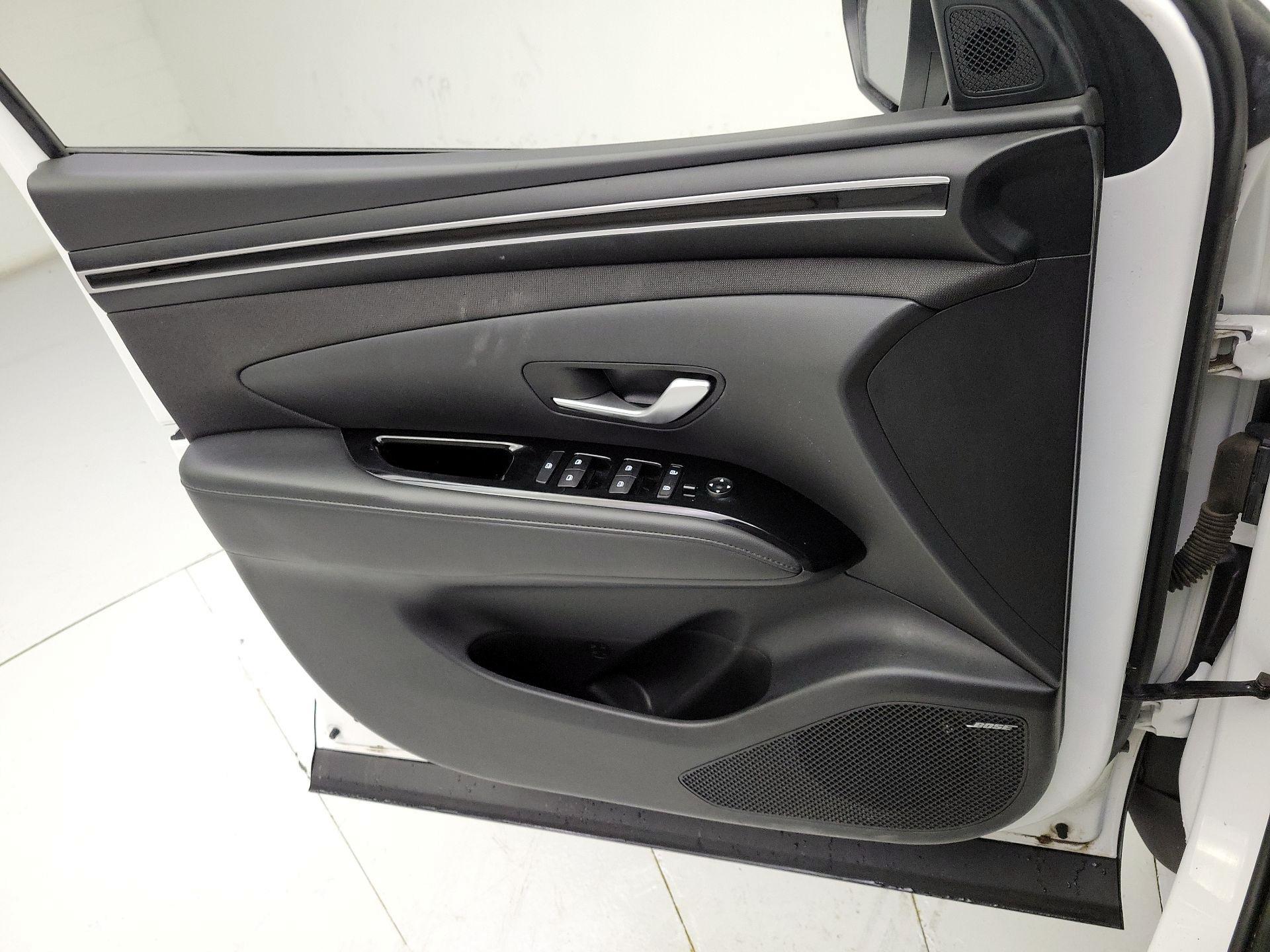 Thumbnail: 2023 Hyundai Santa Cruz - 12