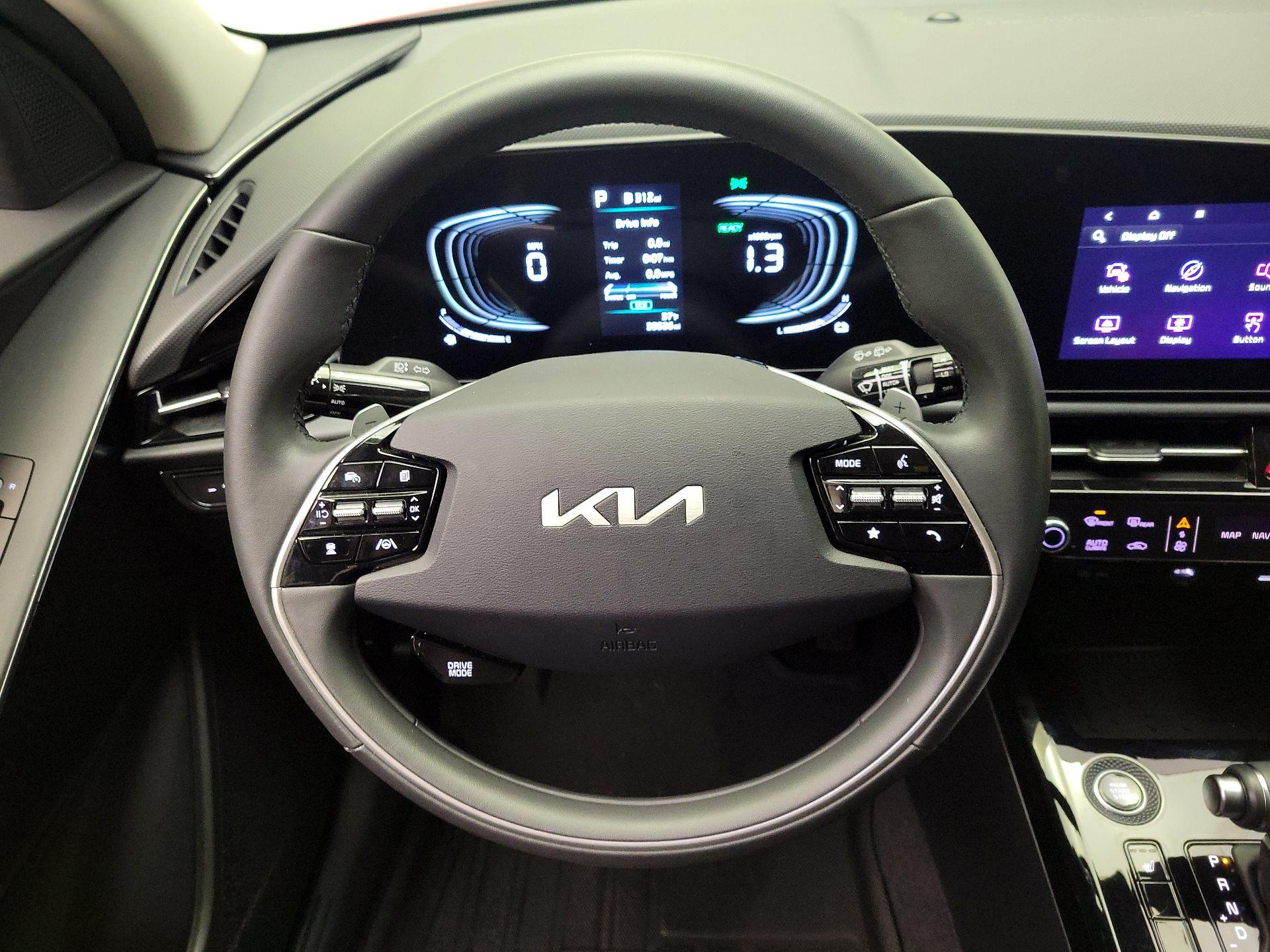 Thumbnail: 2024 Kia Niro - 10