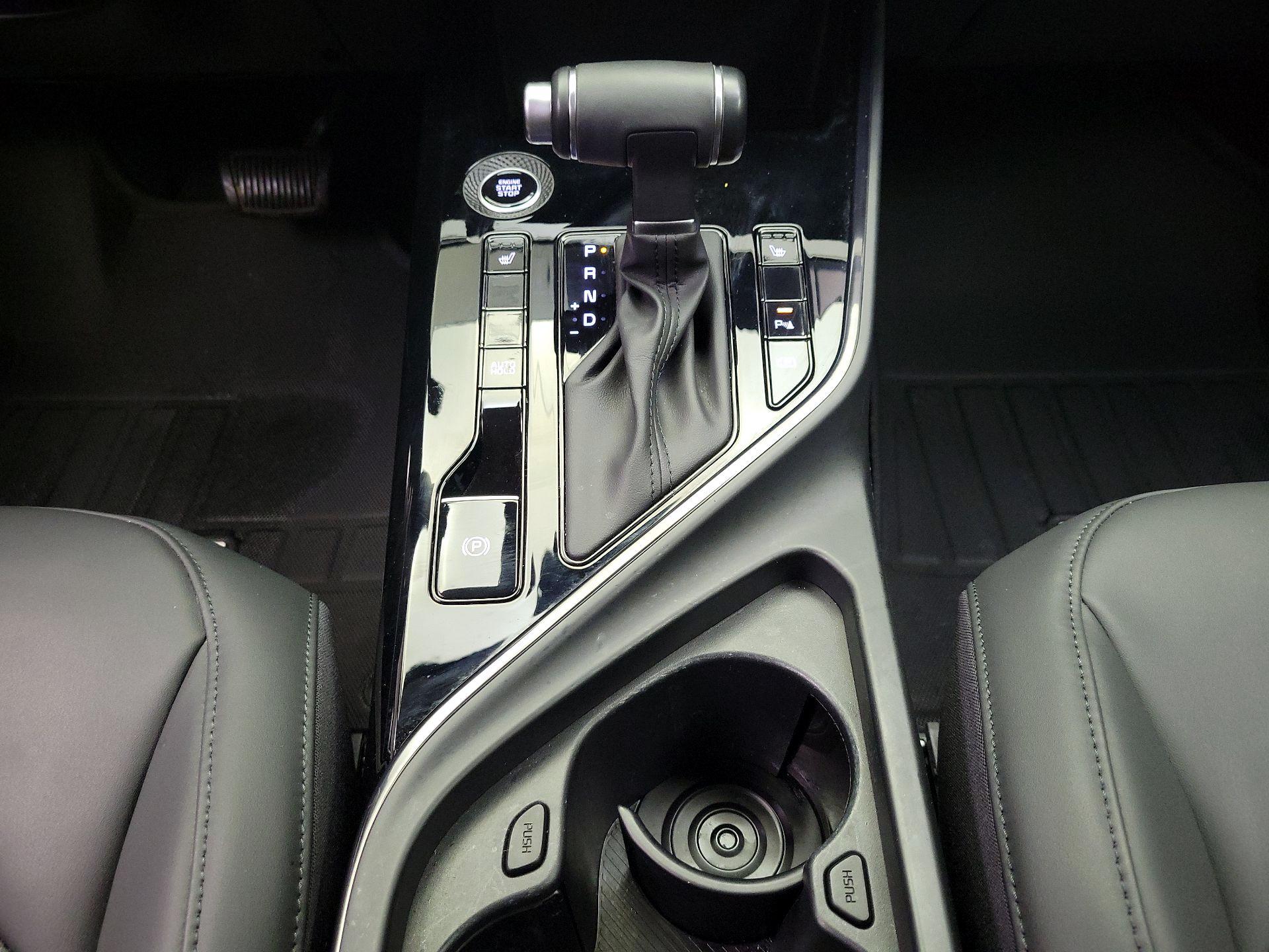 Thumbnail: 2024 Kia Niro - 18