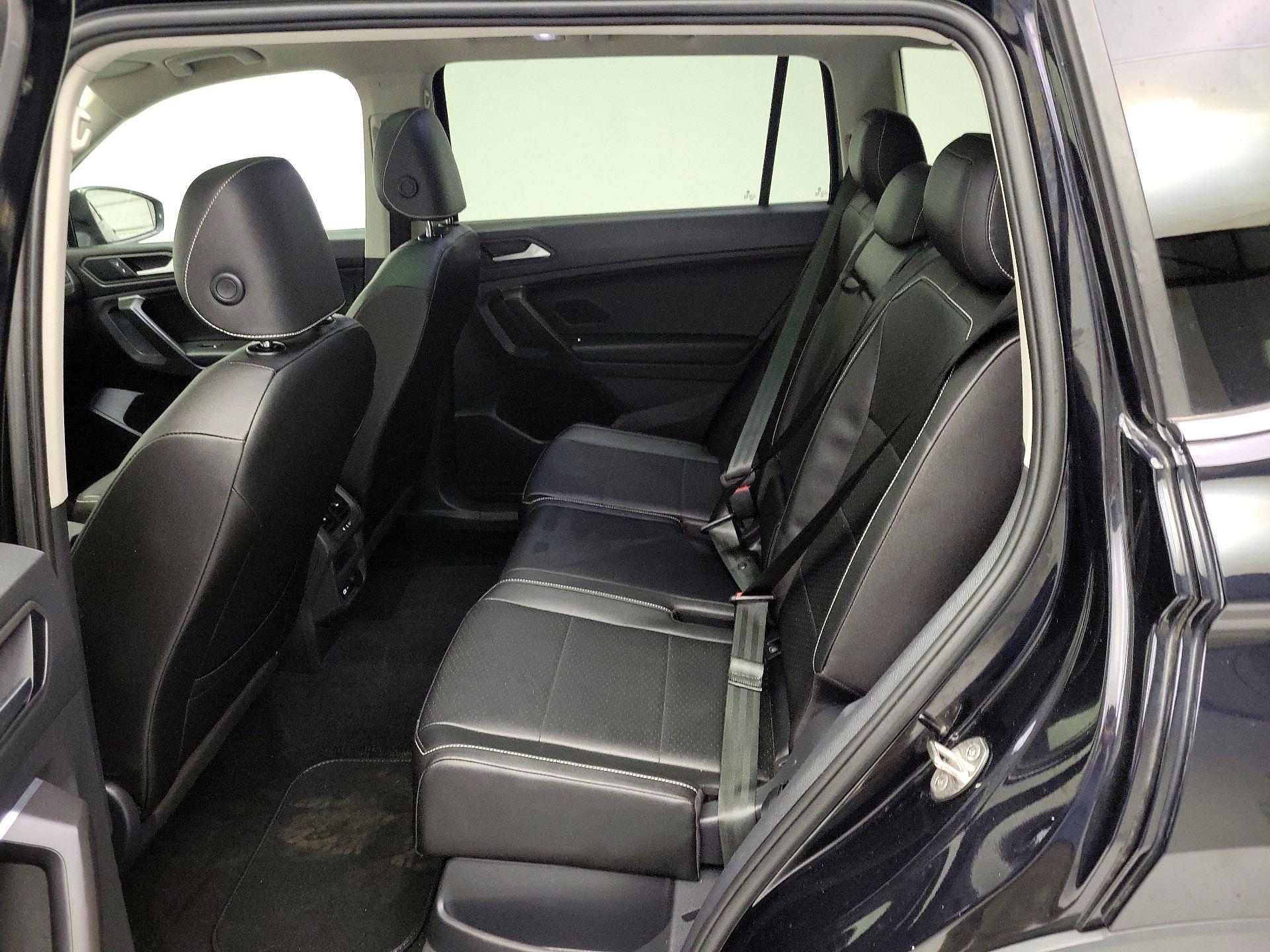 Thumbnail: 2021 Volkswagen Tiguan - 20