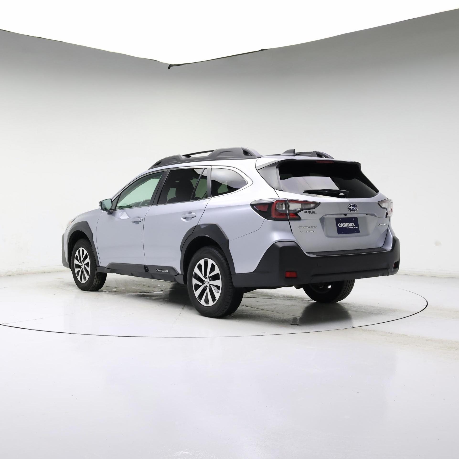 Thumbnail: 2023 Subaru Outback - 2