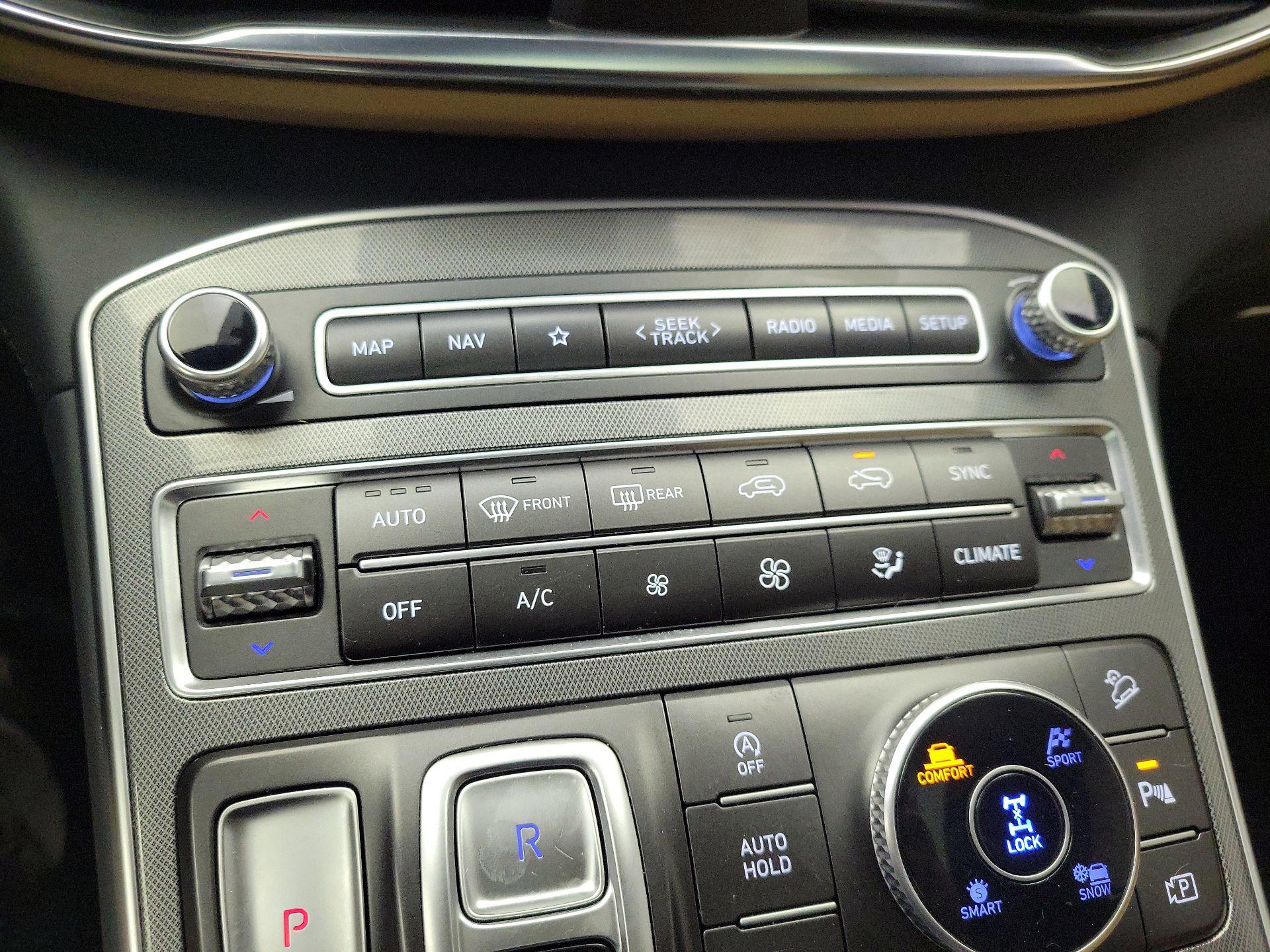 Thumbnail: 2023 Hyundai Santa Fe - 17