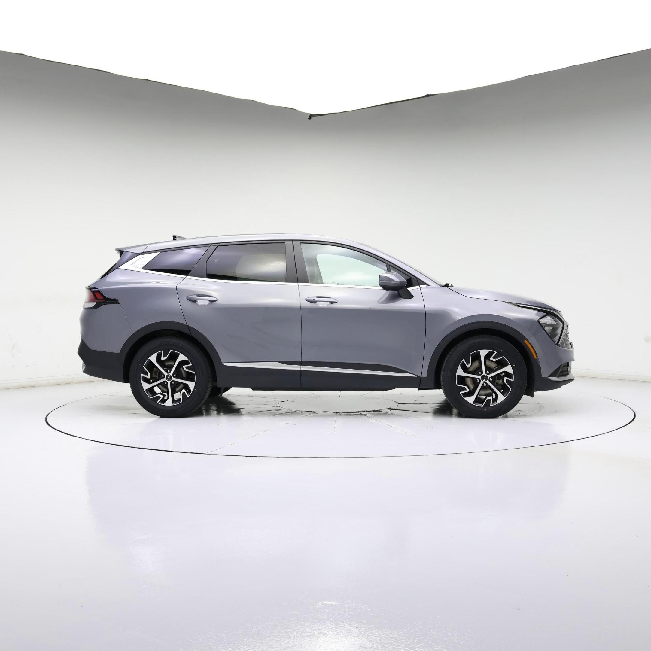 Thumbnail: 2023 Kia Sportage - 7