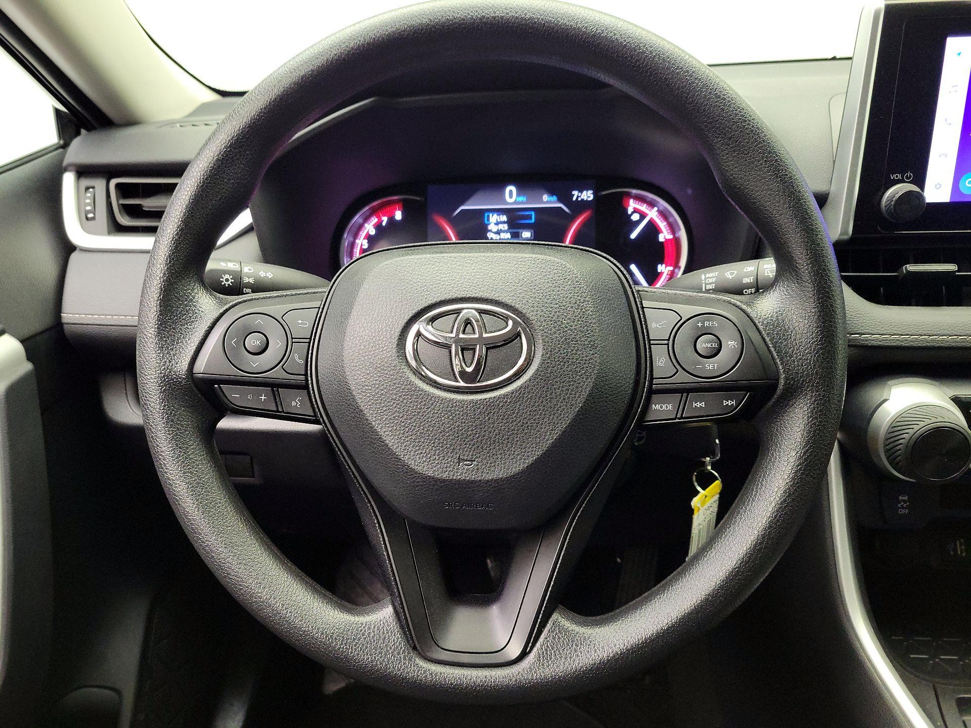 Thumbnail: 2025 Toyota RAV4 - 10