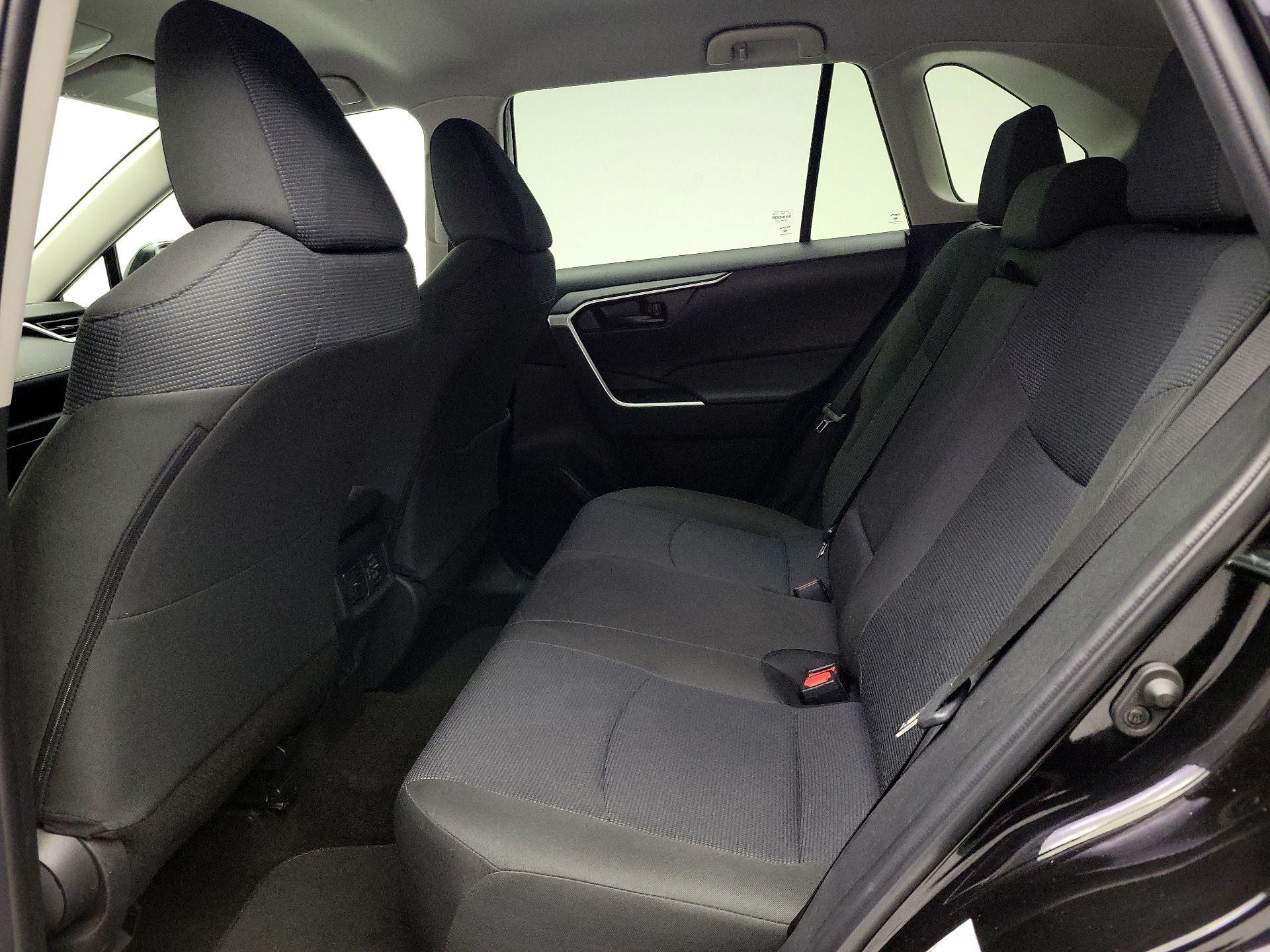 Thumbnail: 2025 Toyota RAV4 - 19