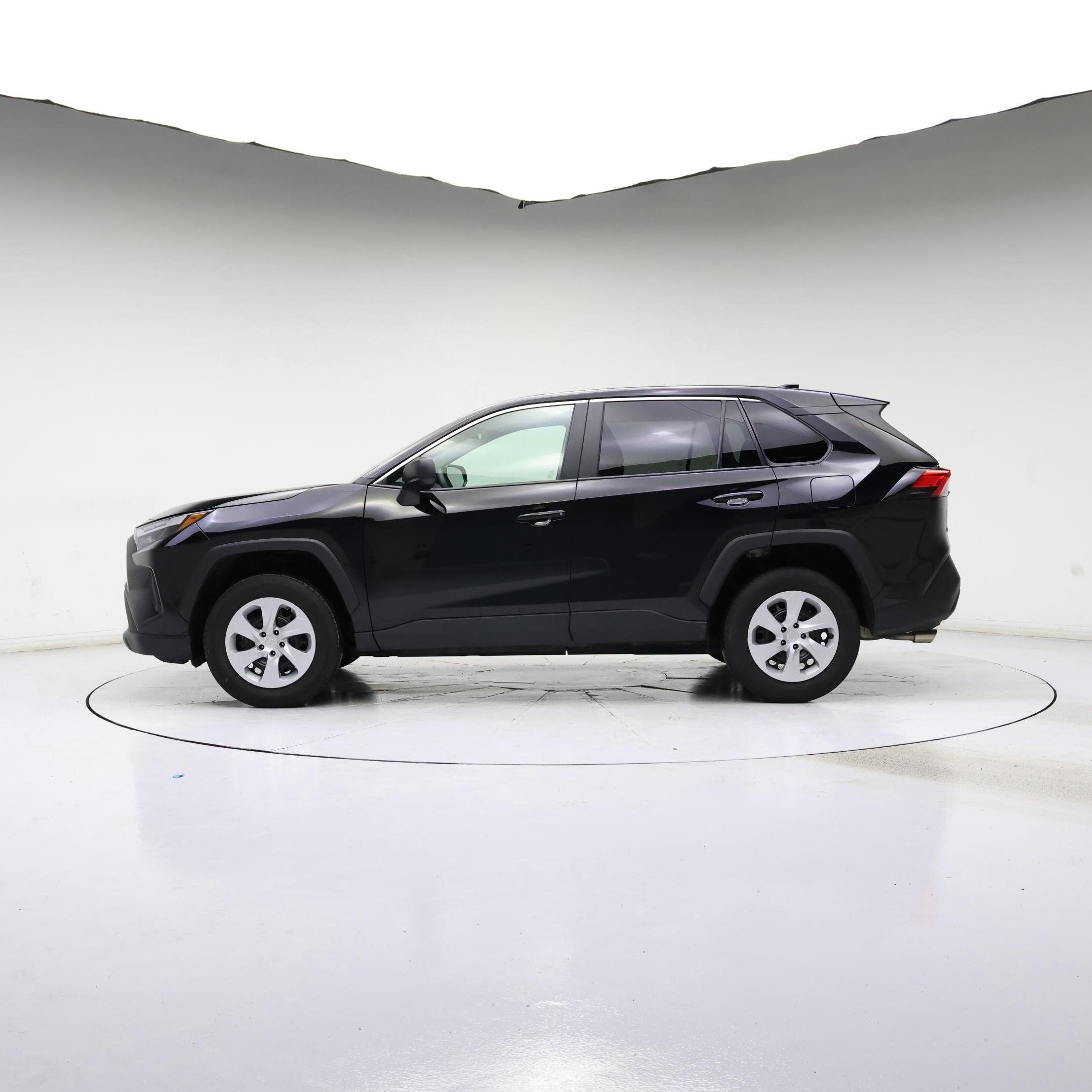Thumbnail: 2025 Toyota RAV4 - 3