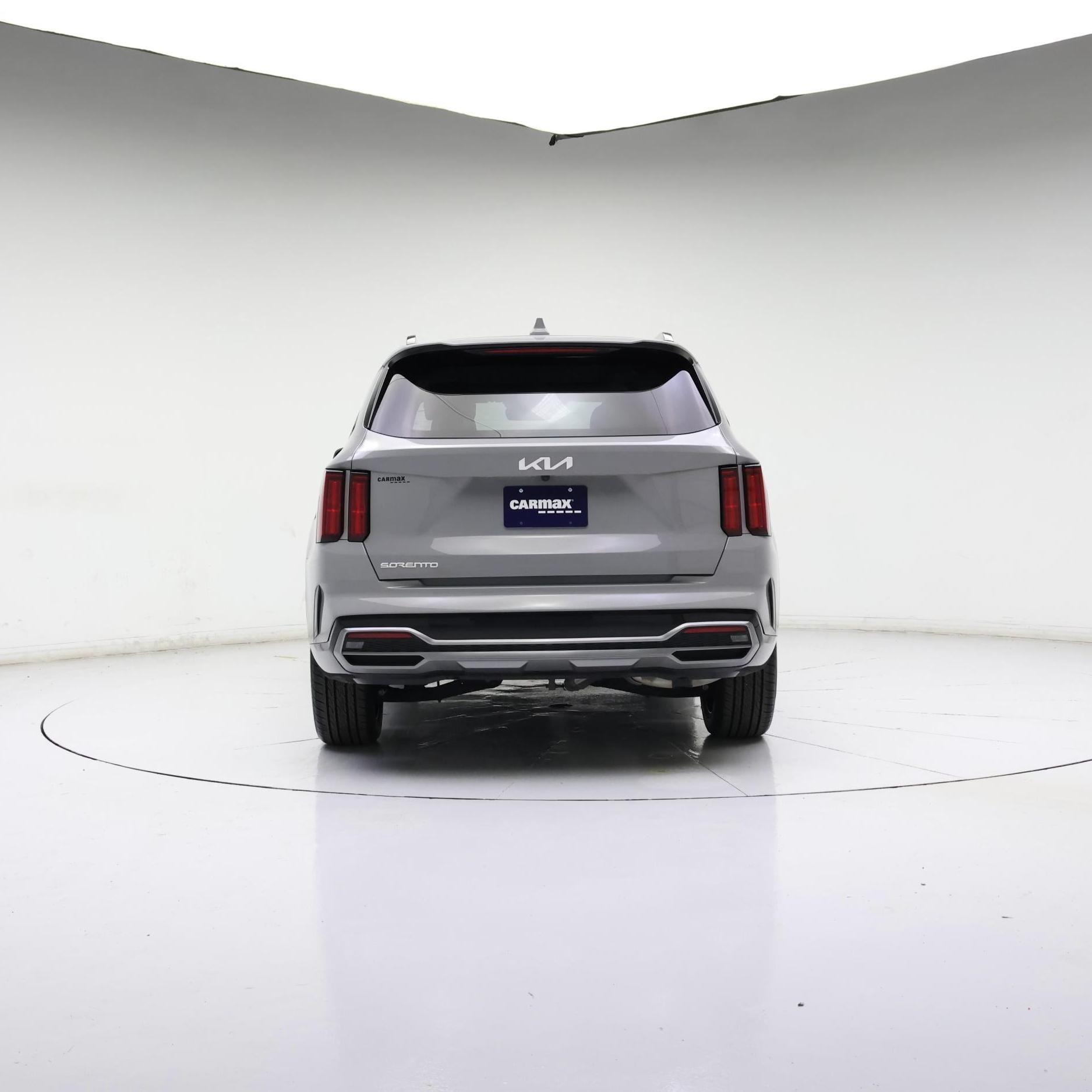 Thumbnail: 2023 Kia Sorento - 6