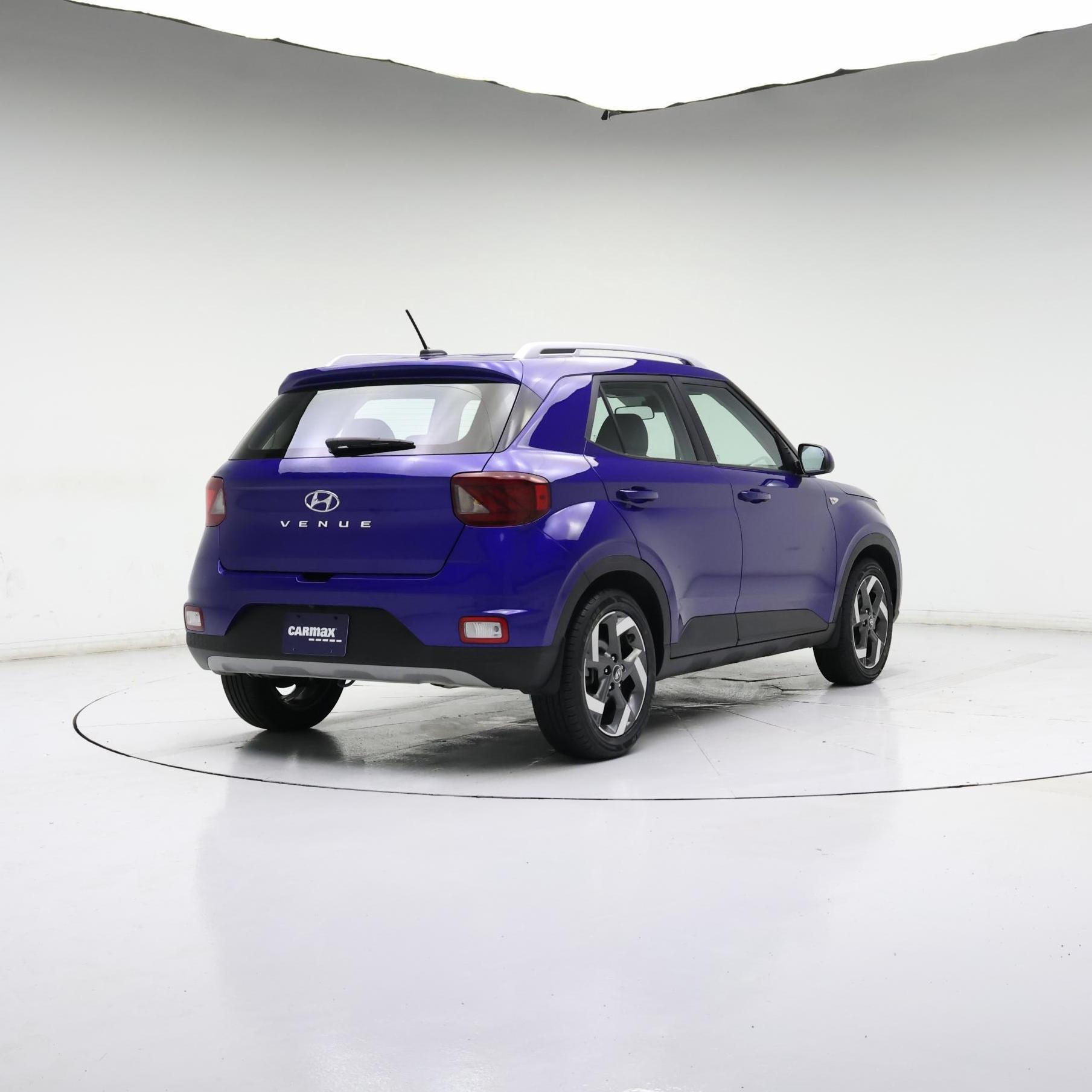 Thumbnail: 2023 Hyundai Venue - 4