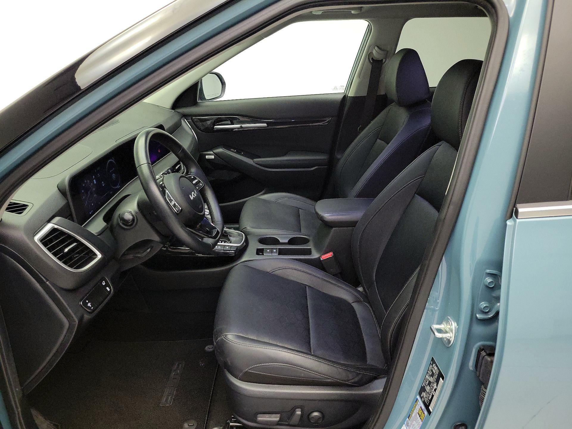 Thumbnail: 2024 Kia Seltos - 11