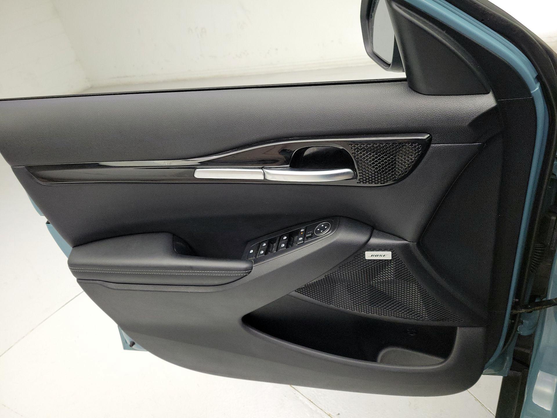 Thumbnail: 2024 Kia Seltos - 12