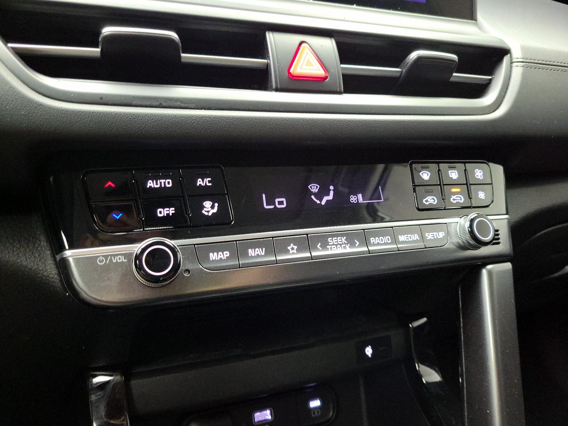 Thumbnail: 2024 Kia Seltos - 17