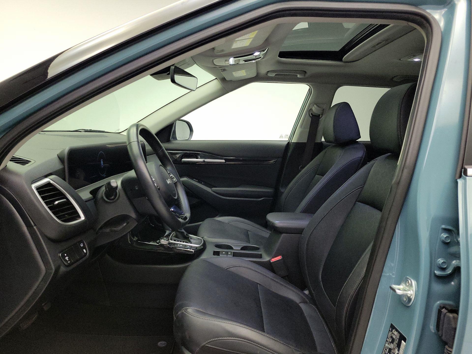 Thumbnail: 2024 Kia Seltos - 20