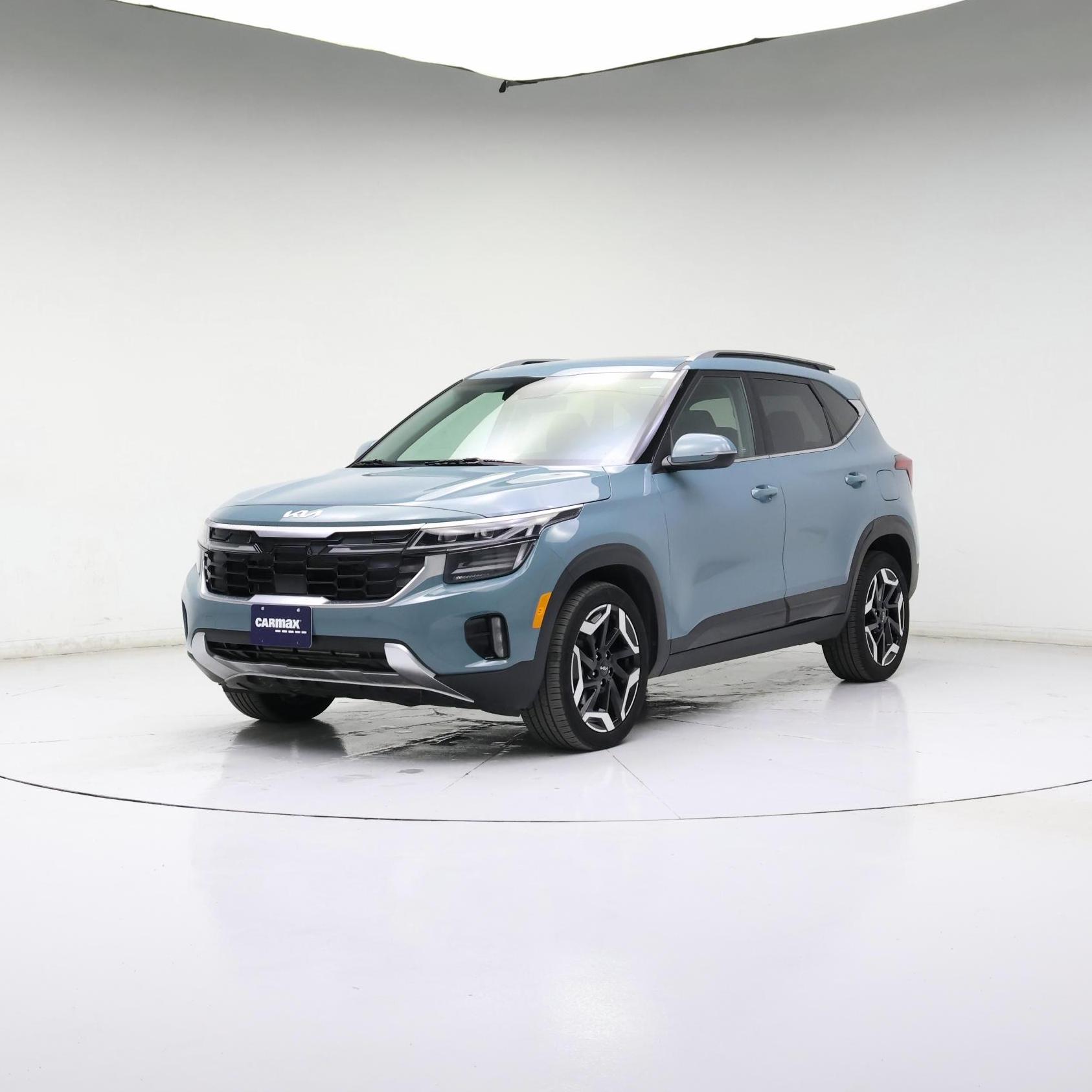 Thumbnail: 2024 Kia Seltos - 4