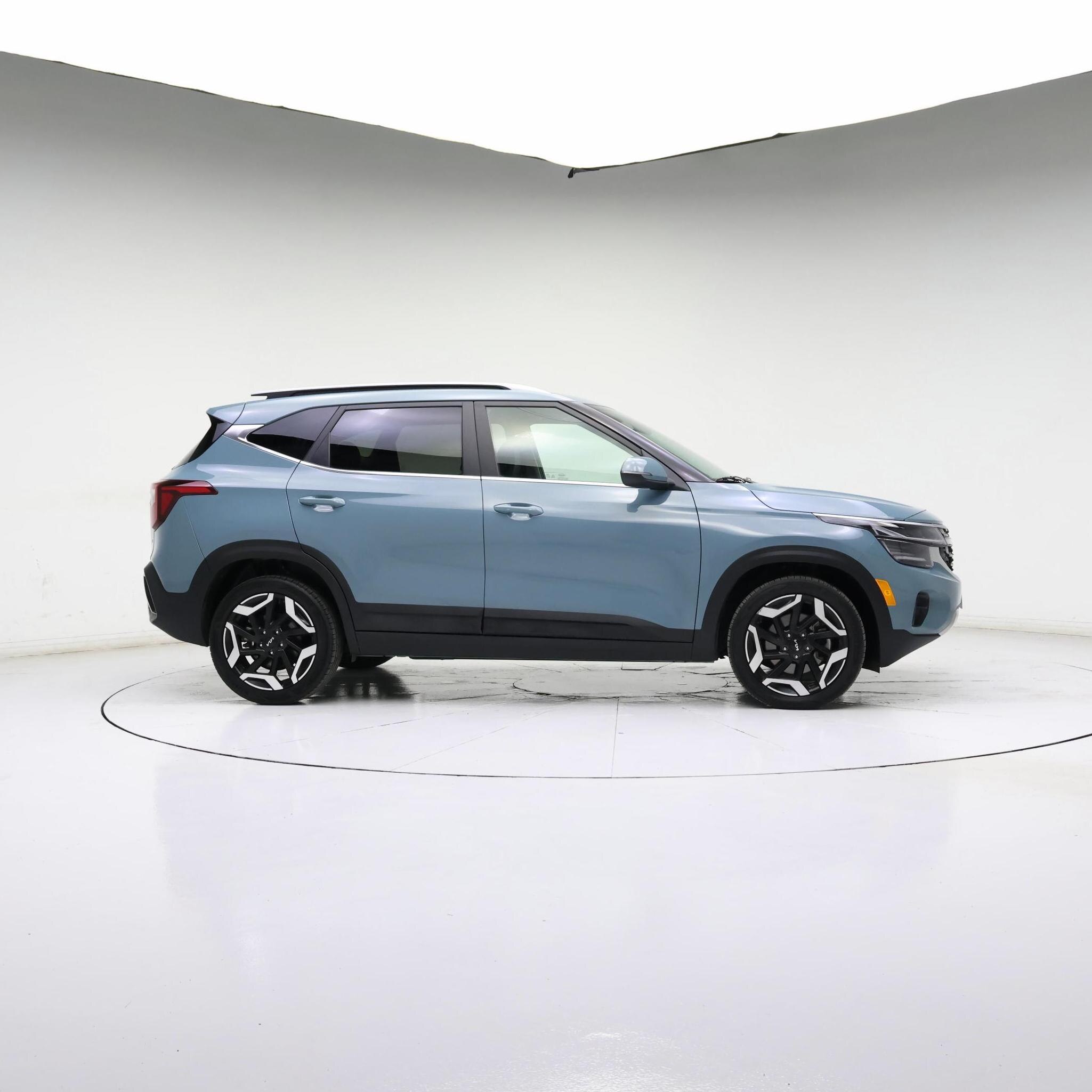 Thumbnail: 2024 Kia Seltos - 7