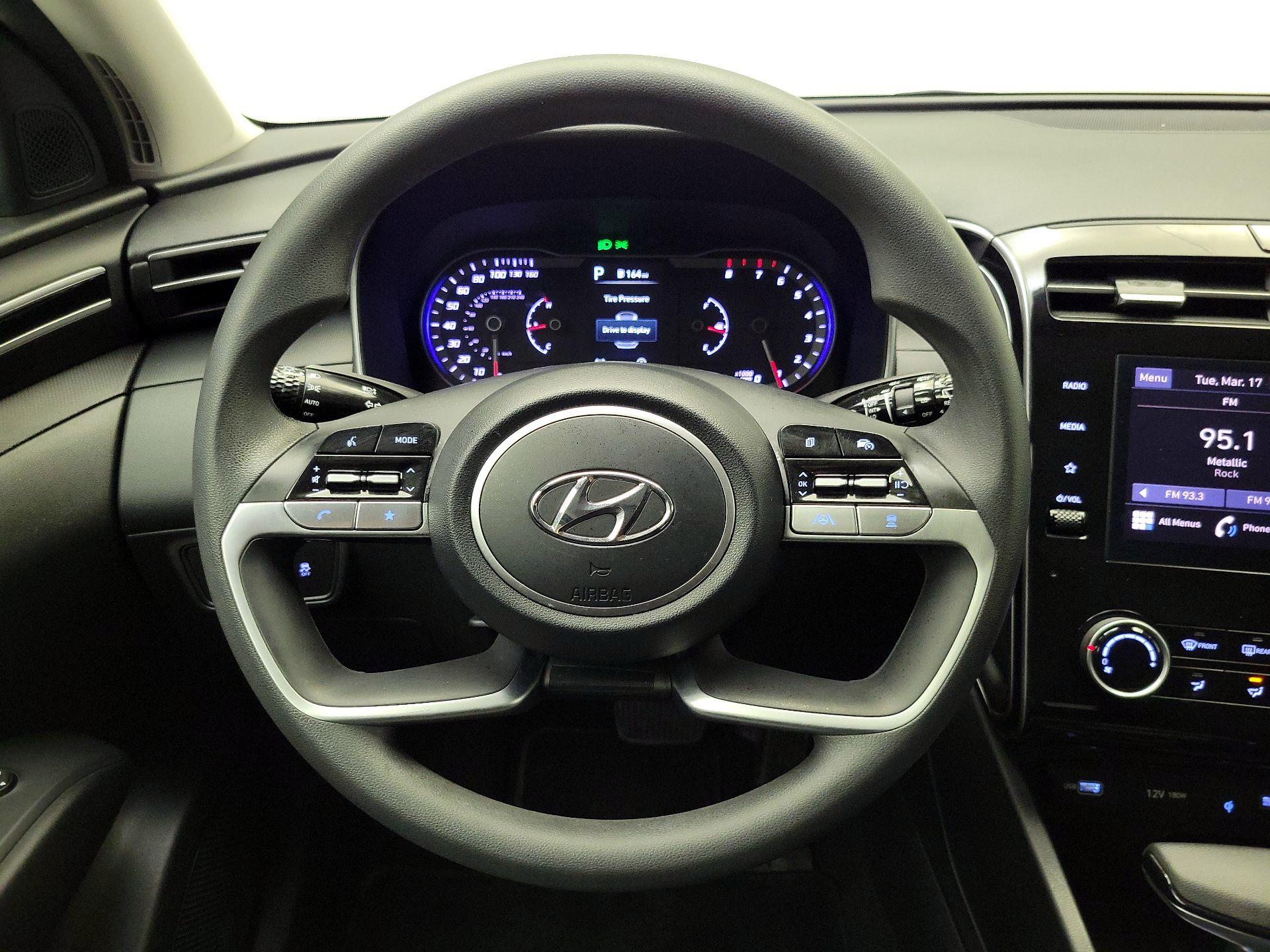 Thumbnail: 2023 Hyundai Tucson - 10