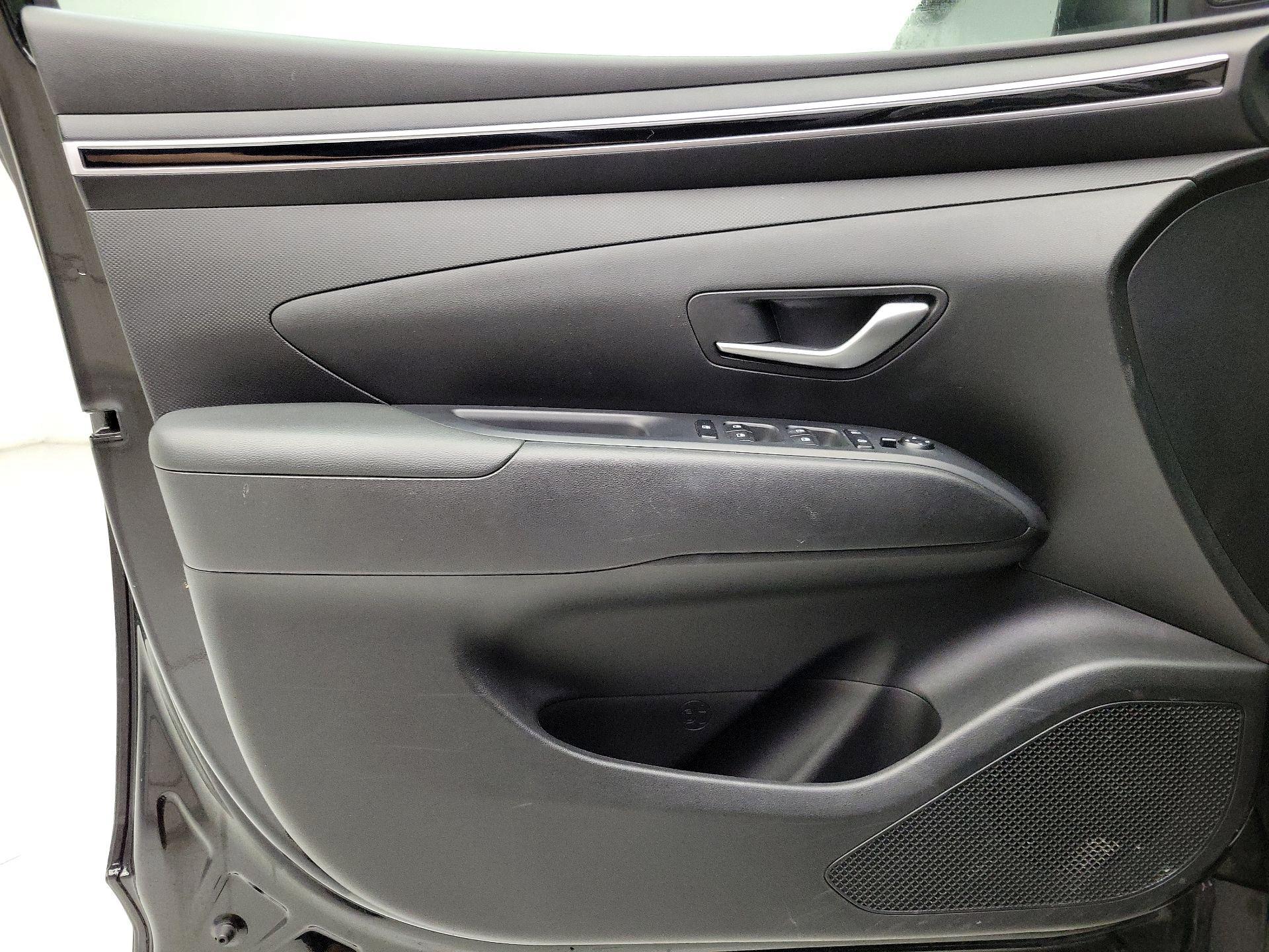 Thumbnail: 2023 Hyundai Tucson - 12