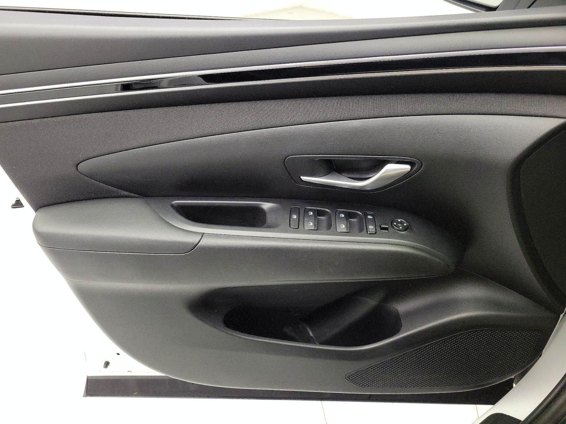 Thumbnail: 2023 Hyundai Tucson - 12