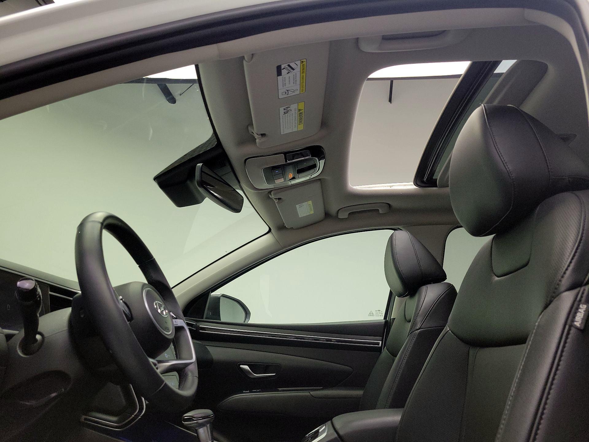 Thumbnail: 2023 Hyundai Tucson - 18