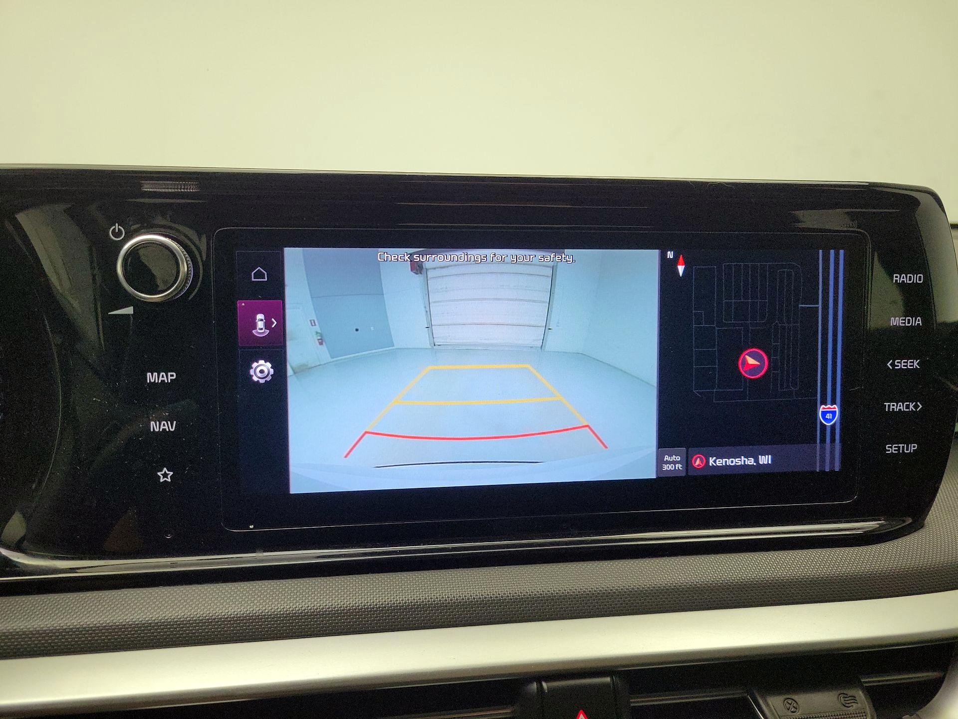 Thumbnail: 2022 Kia K5 - 15