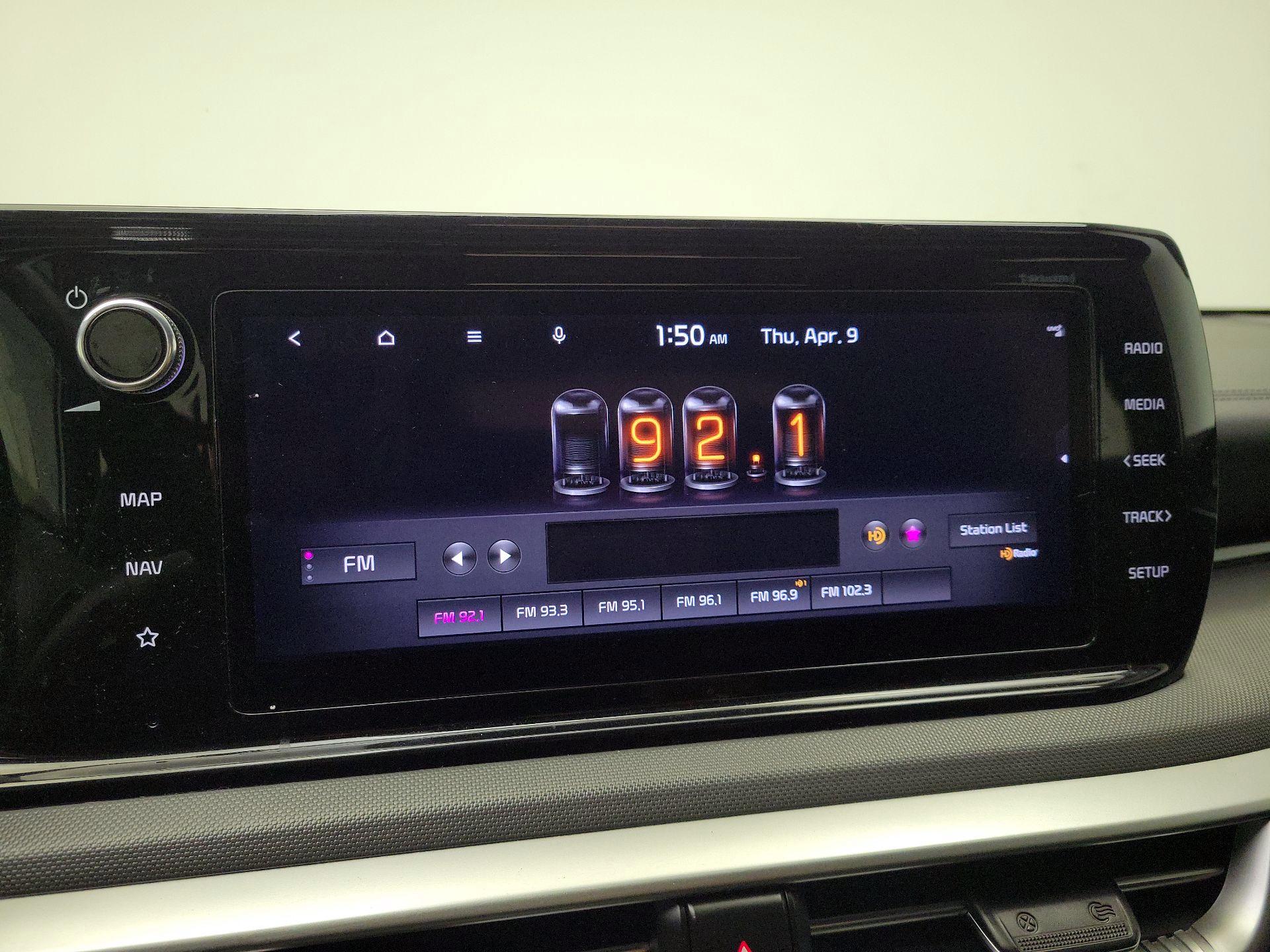 Thumbnail: 2022 Kia K5 - 16