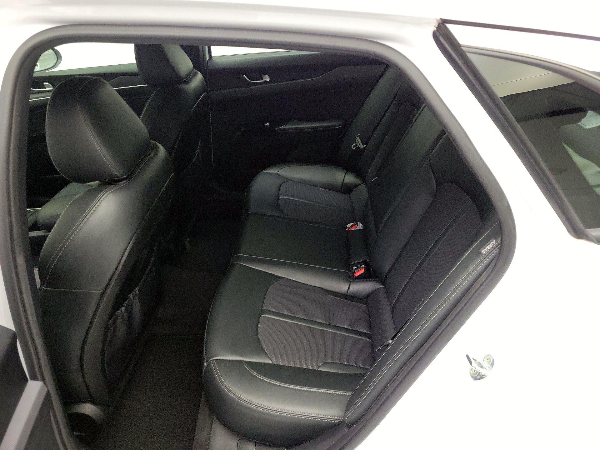 Thumbnail: 2022 Kia K5 - 20