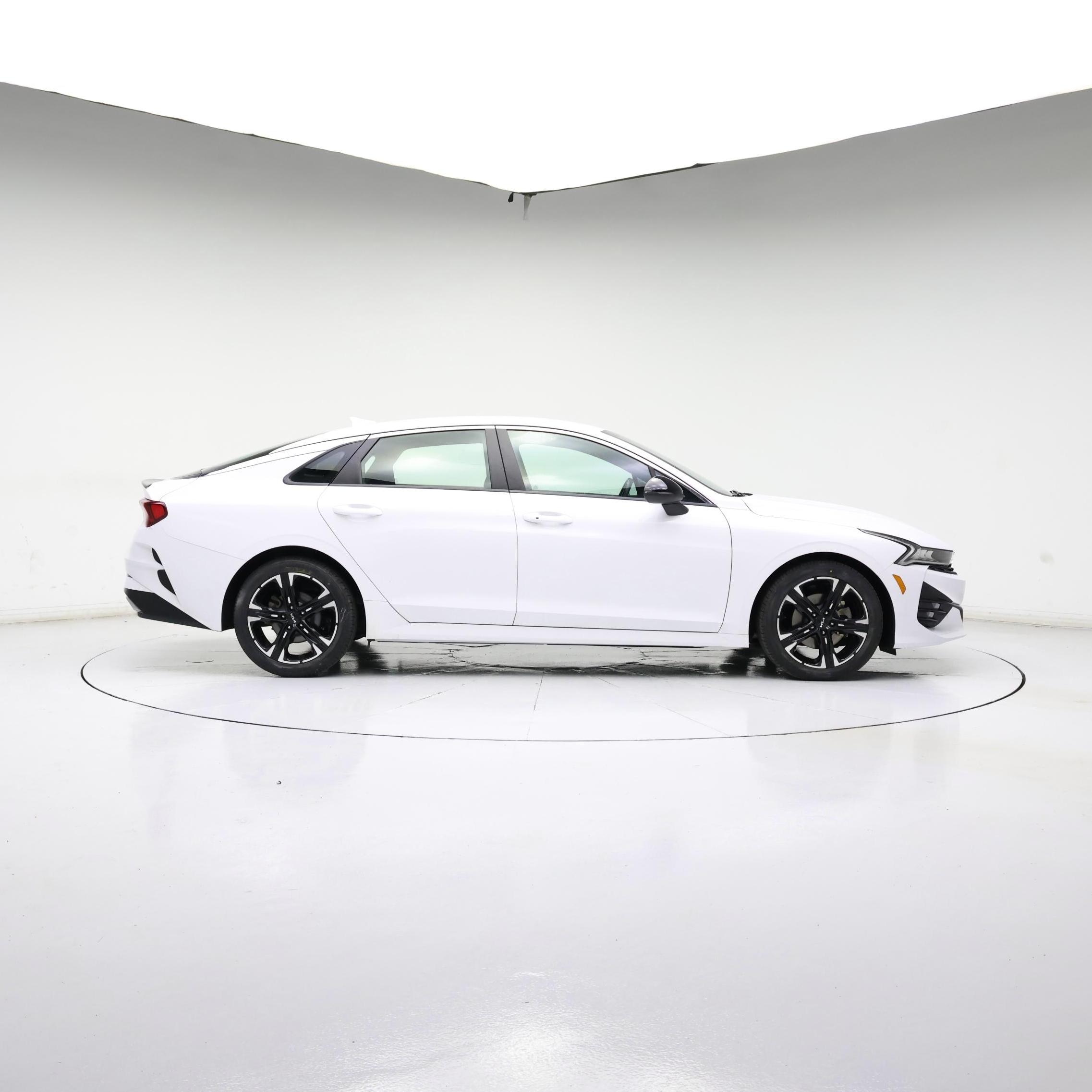 Thumbnail: 2022 Kia K5 - 7