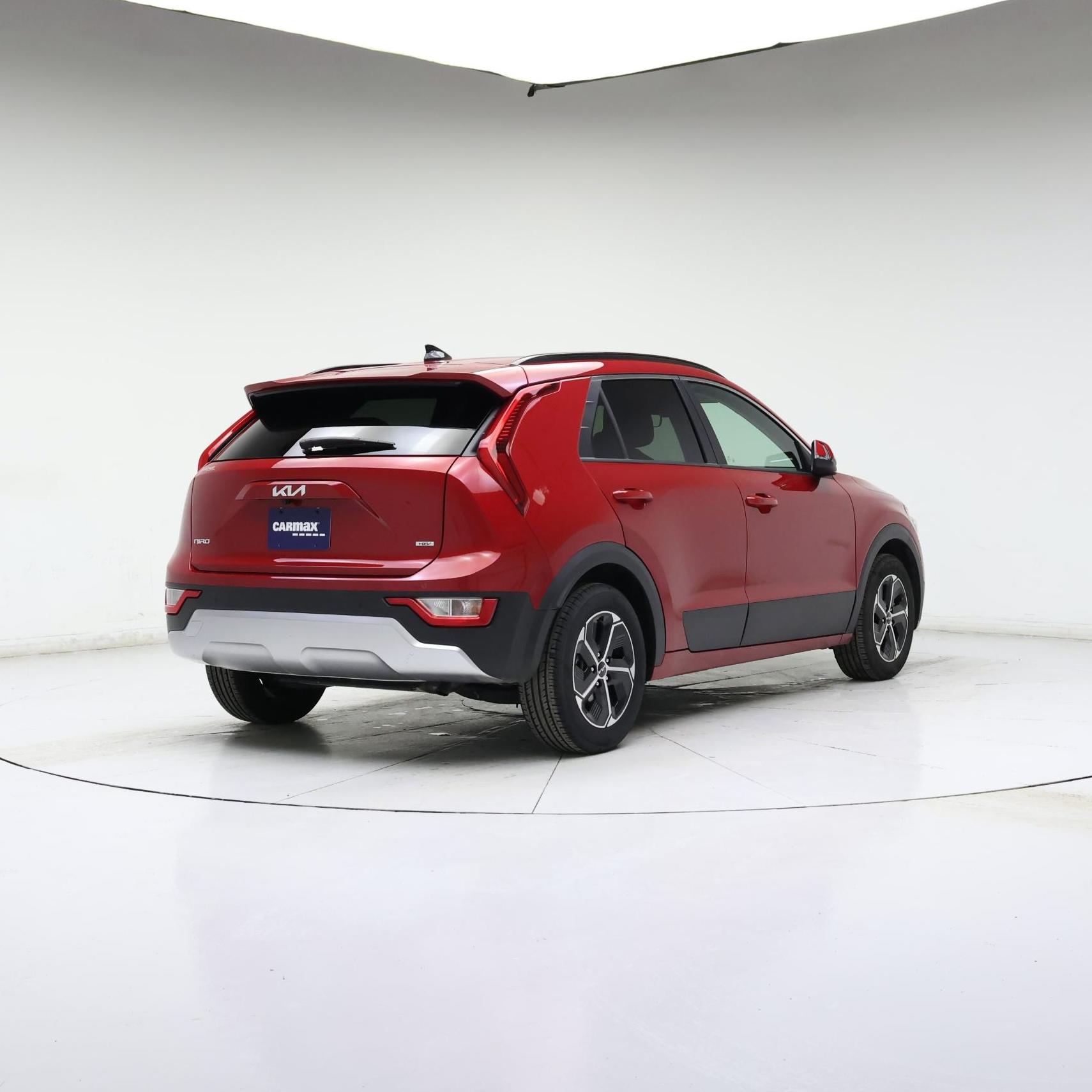 Thumbnail: 2023 Kia Niro - 8