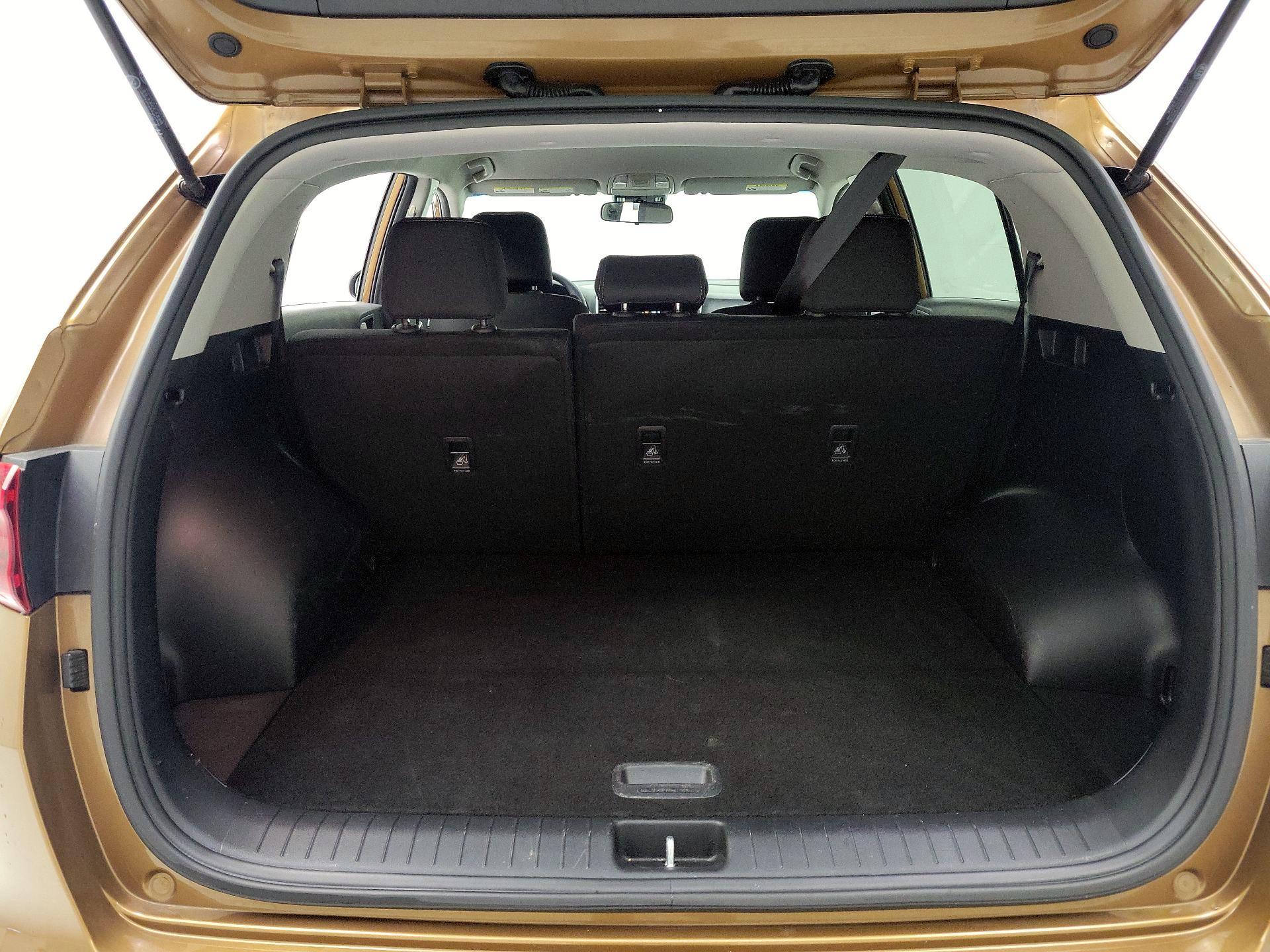 Thumbnail: 2020 Kia Sportage - 20