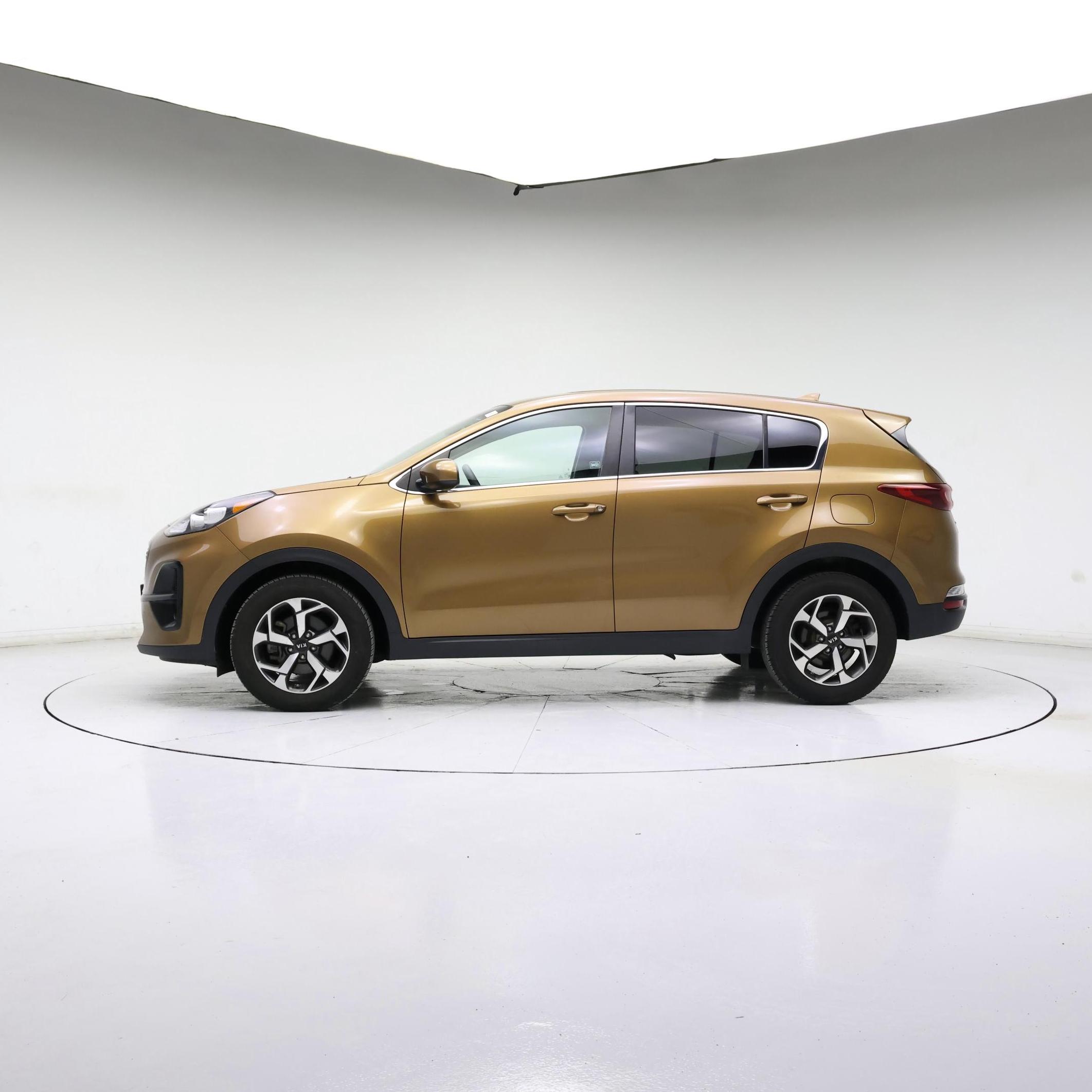 Thumbnail: 2020 Kia Sportage - 3