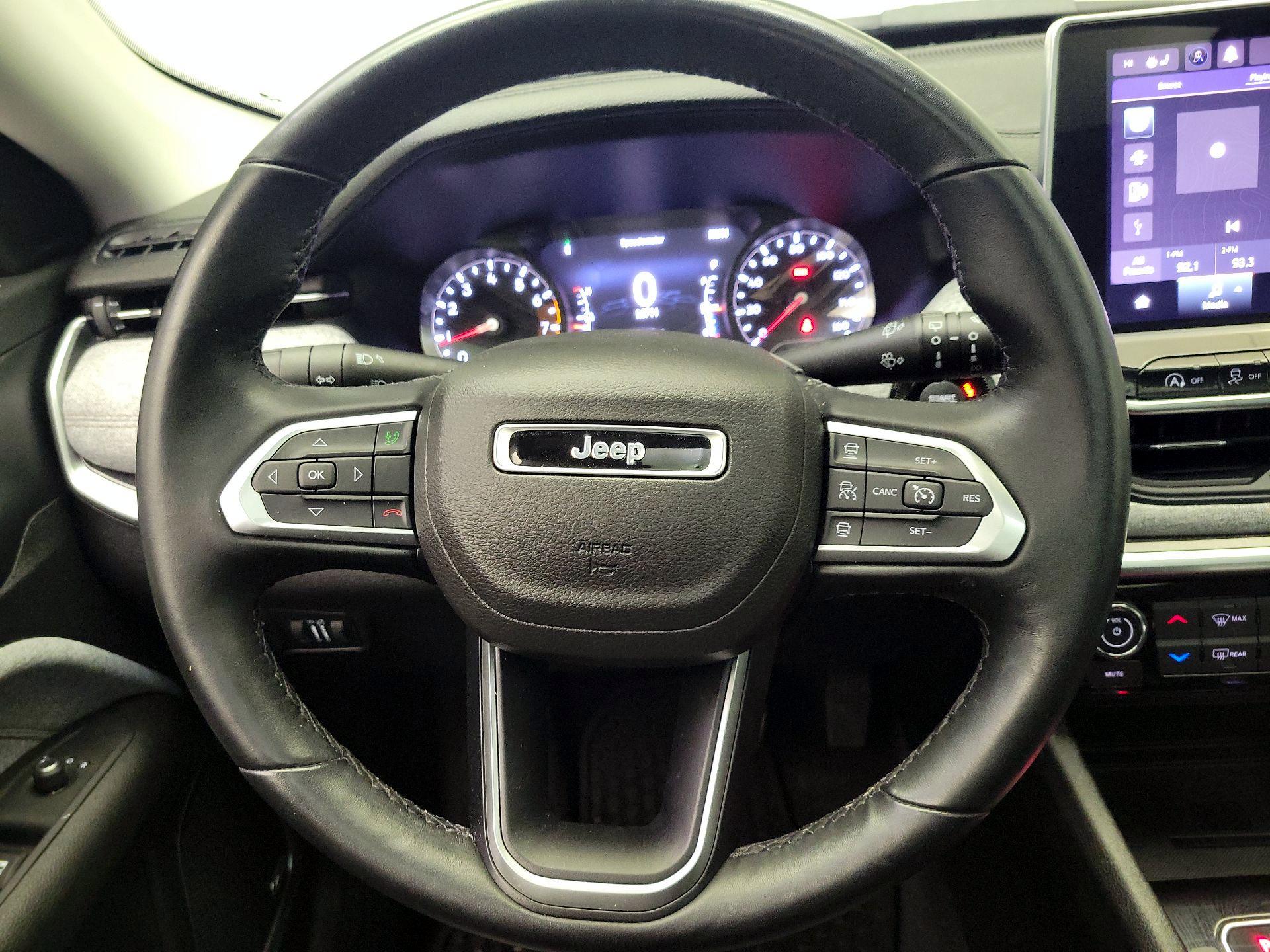 Thumbnail: 2022 Jeep Compass - 10