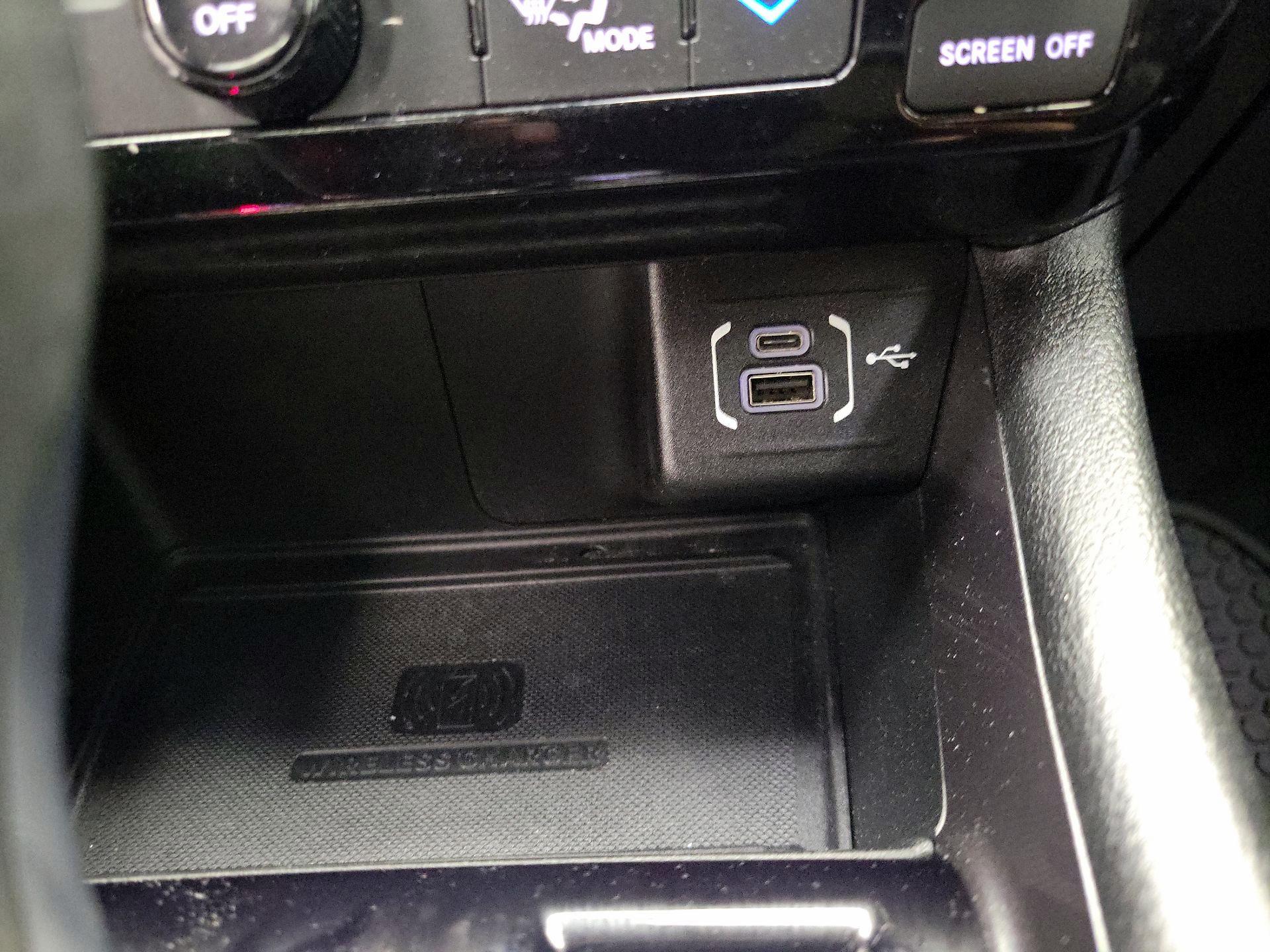 Thumbnail: 2022 Jeep Compass - 18