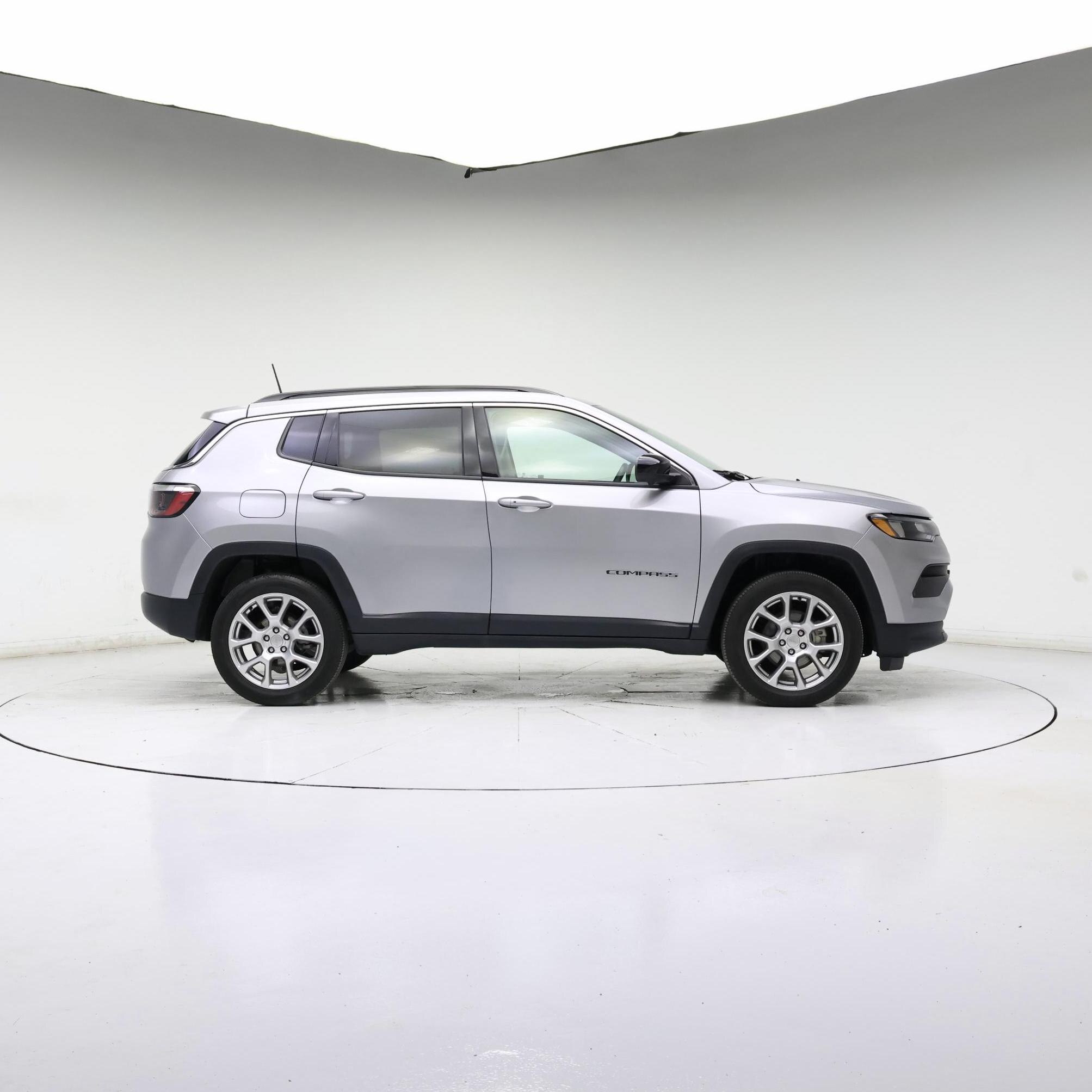 Thumbnail: 2022 Jeep Compass - 7