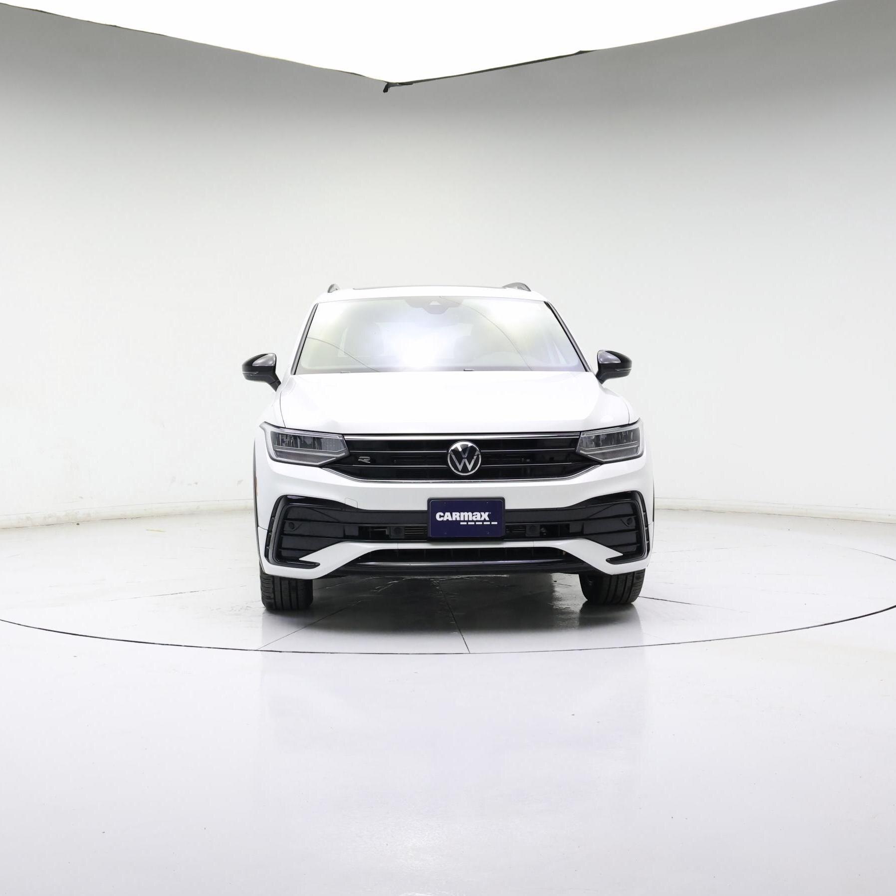 Thumbnail: 2022 Volkswagen Tiguan - 5