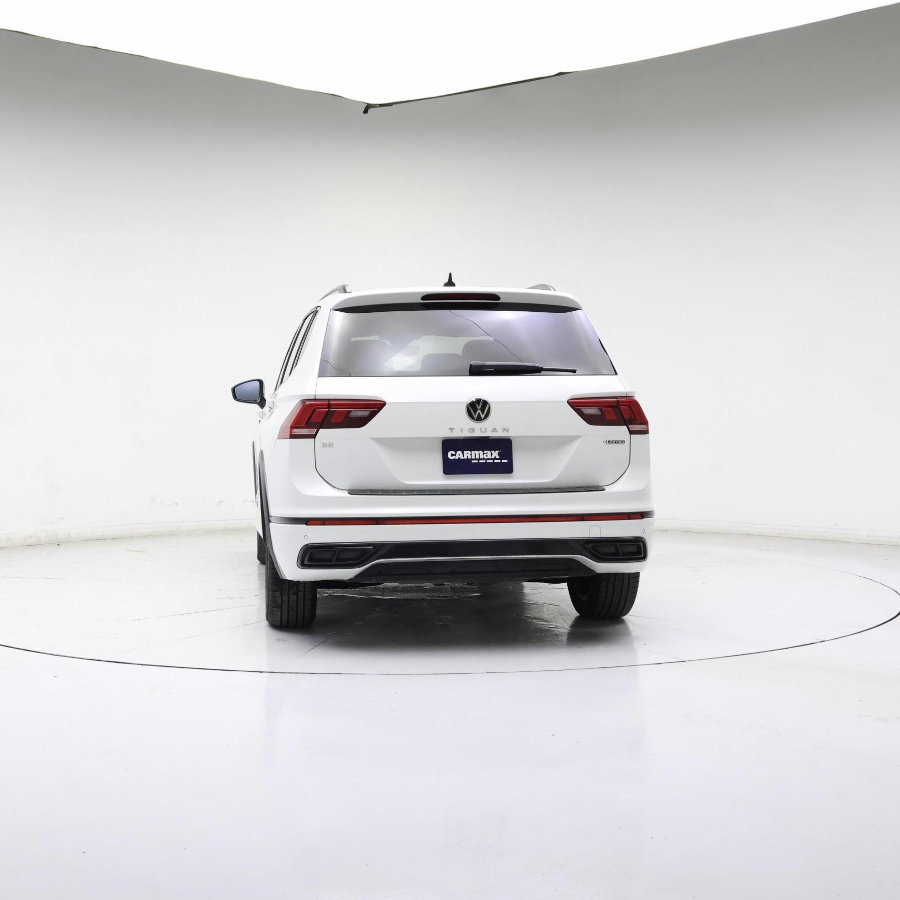 Thumbnail: 2022 Volkswagen Tiguan - 6