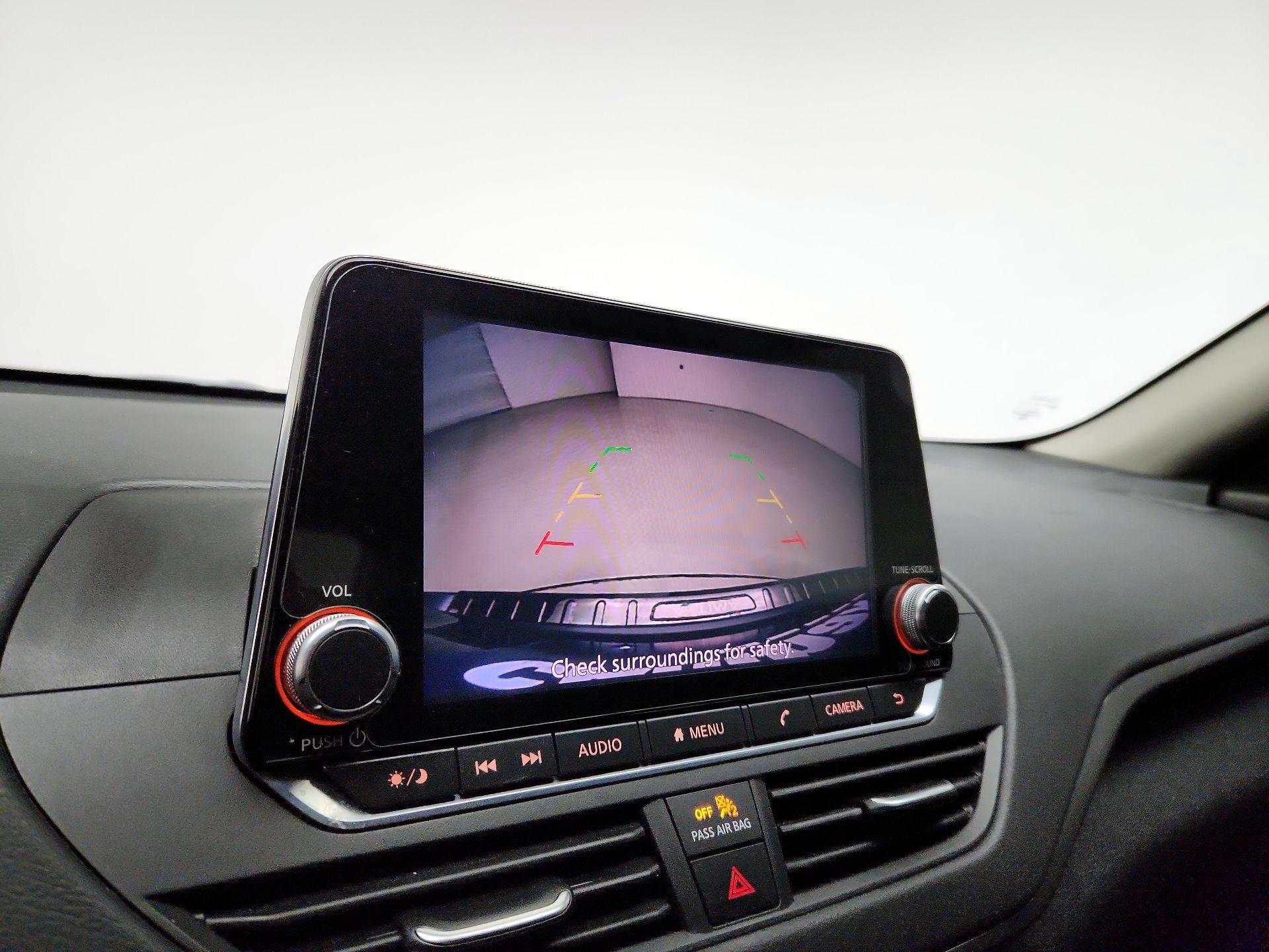 Thumbnail: 2020 Nissan Altima - 14