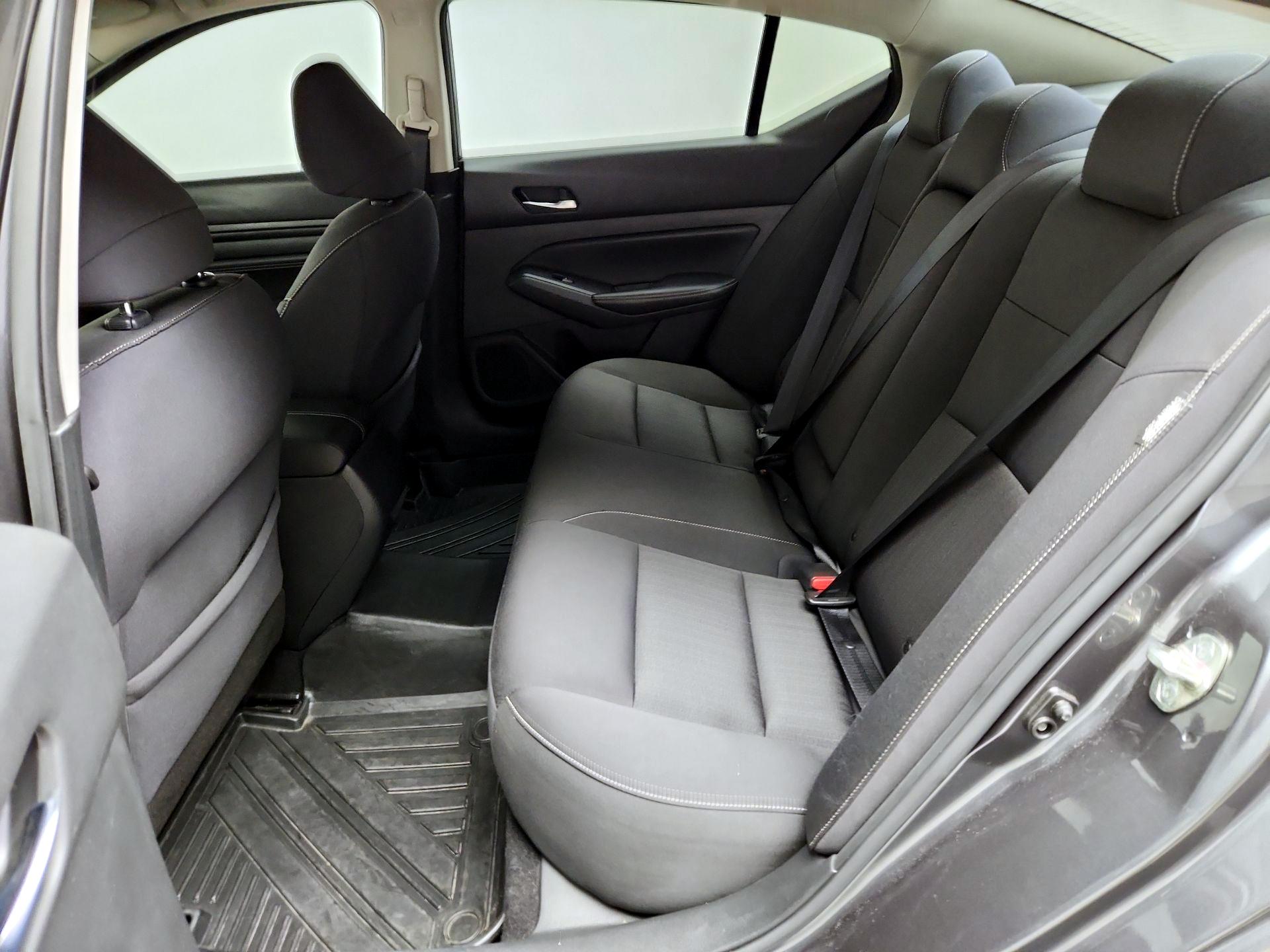 Thumbnail: 2020 Nissan Altima - 19