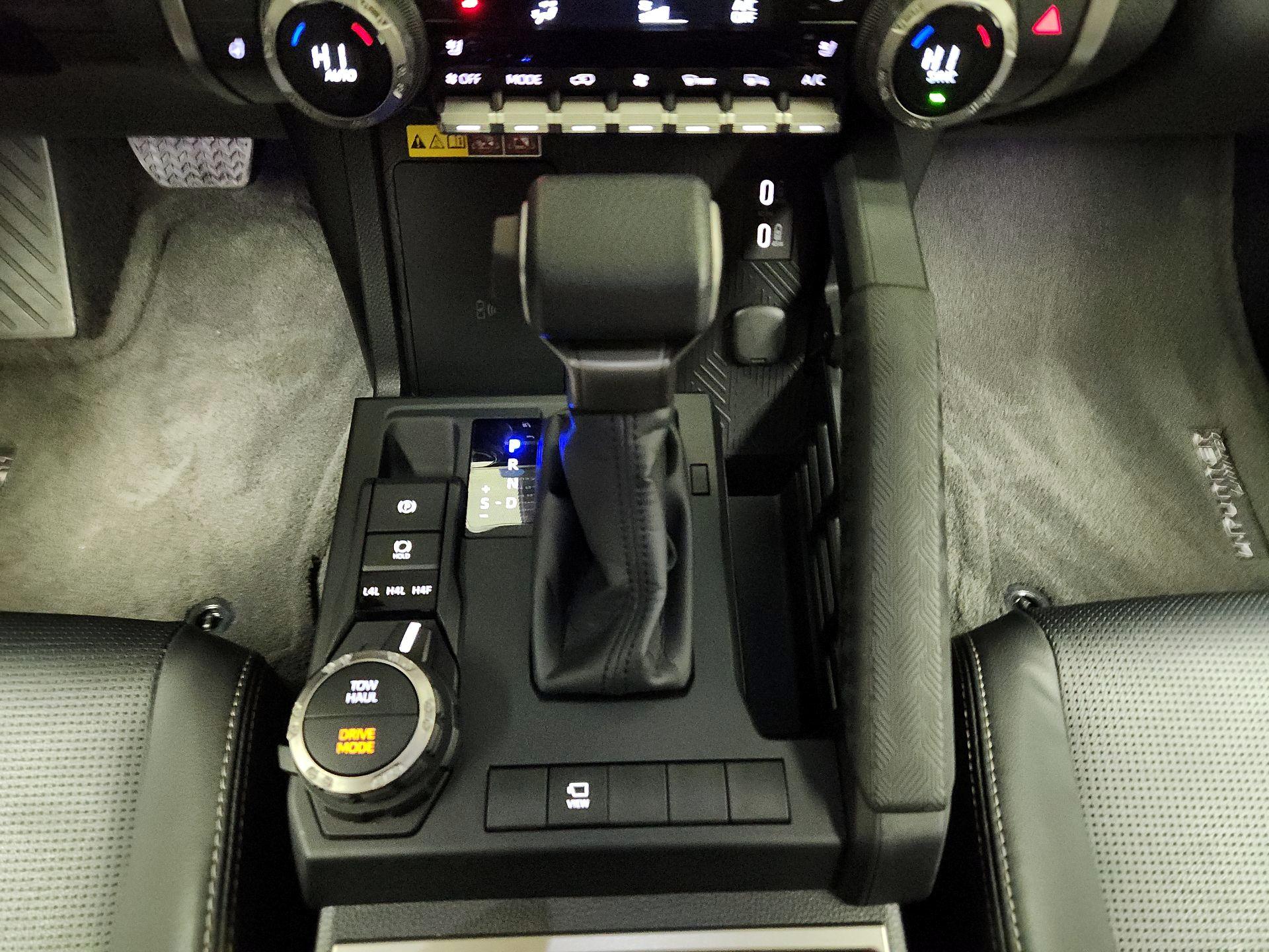 Thumbnail: 2025 Toyota 4Runner - 18