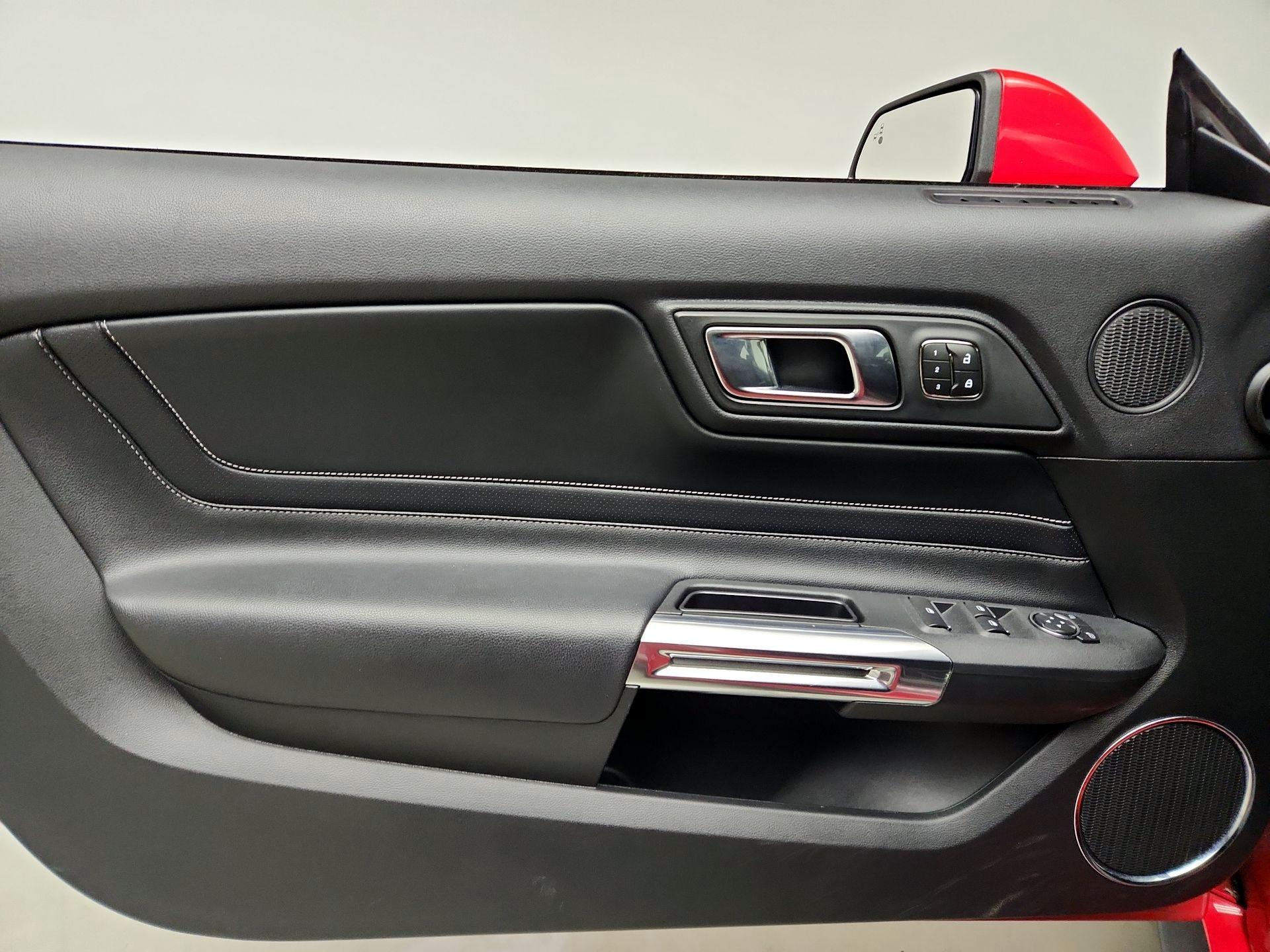 Thumbnail: 2020 Ford Mustang - 12