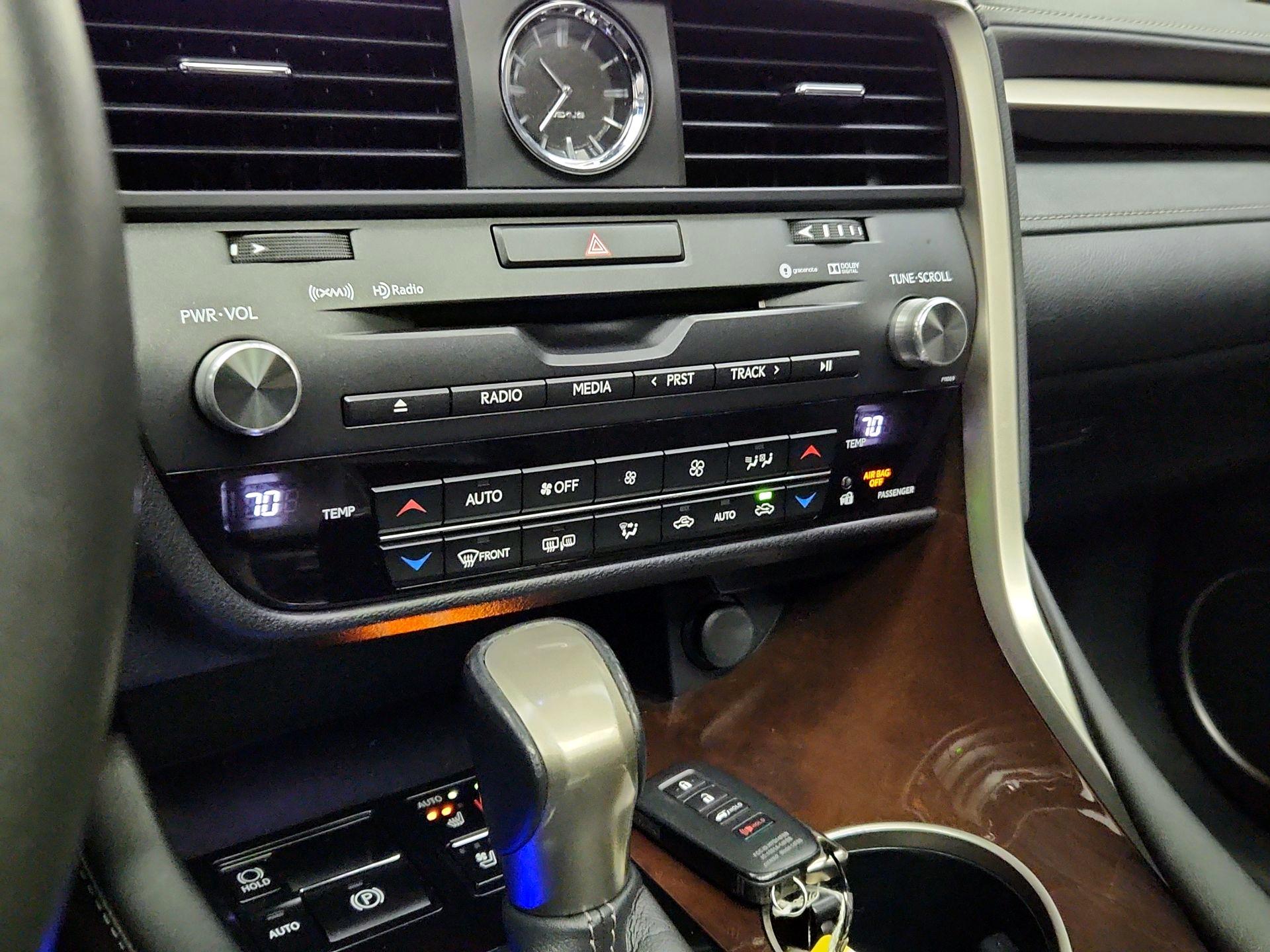 Thumbnail: 2016 Lexus RX - 17