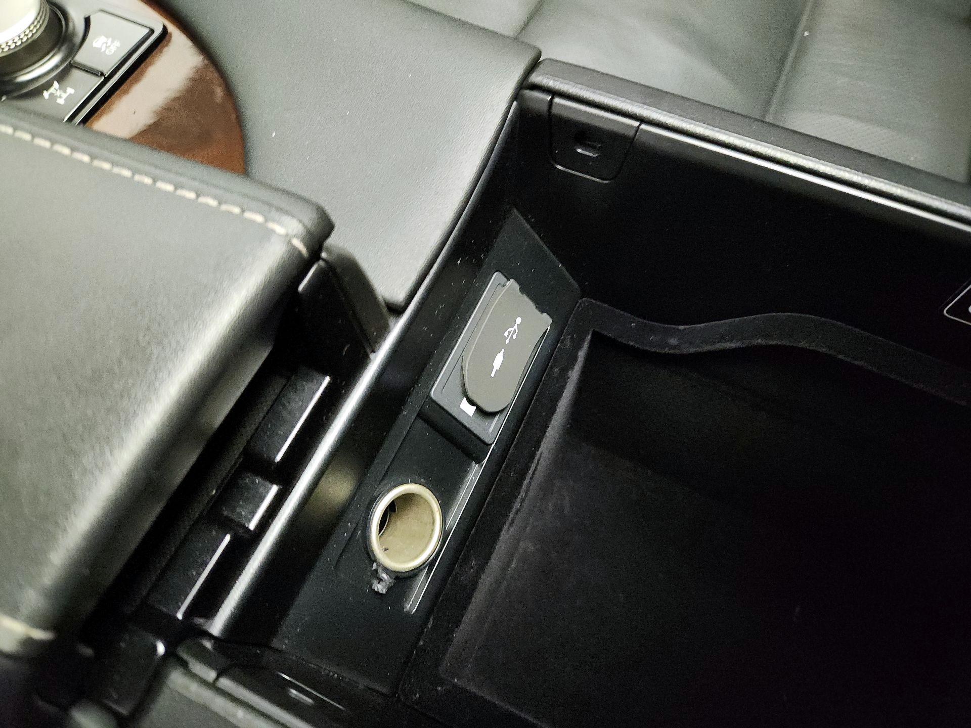 Thumbnail: 2016 Lexus RX - 19