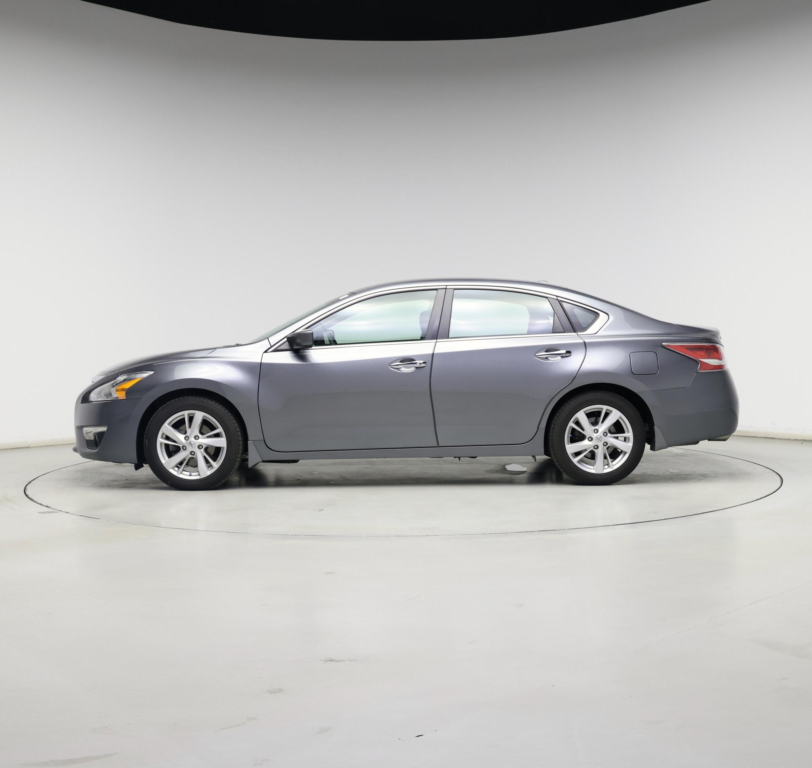 Thumbnail: 2015 Nissan Altima - 3