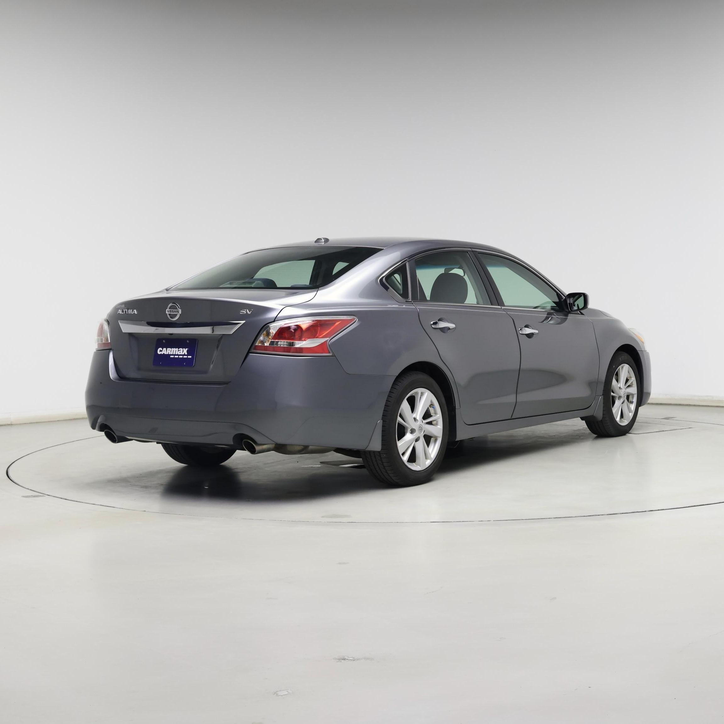 Thumbnail: 2015 Nissan Altima - 8