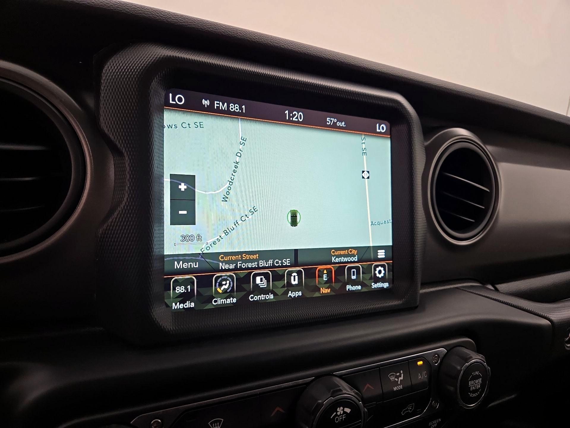 Thumbnail: 2022 Jeep Wrangler - 14