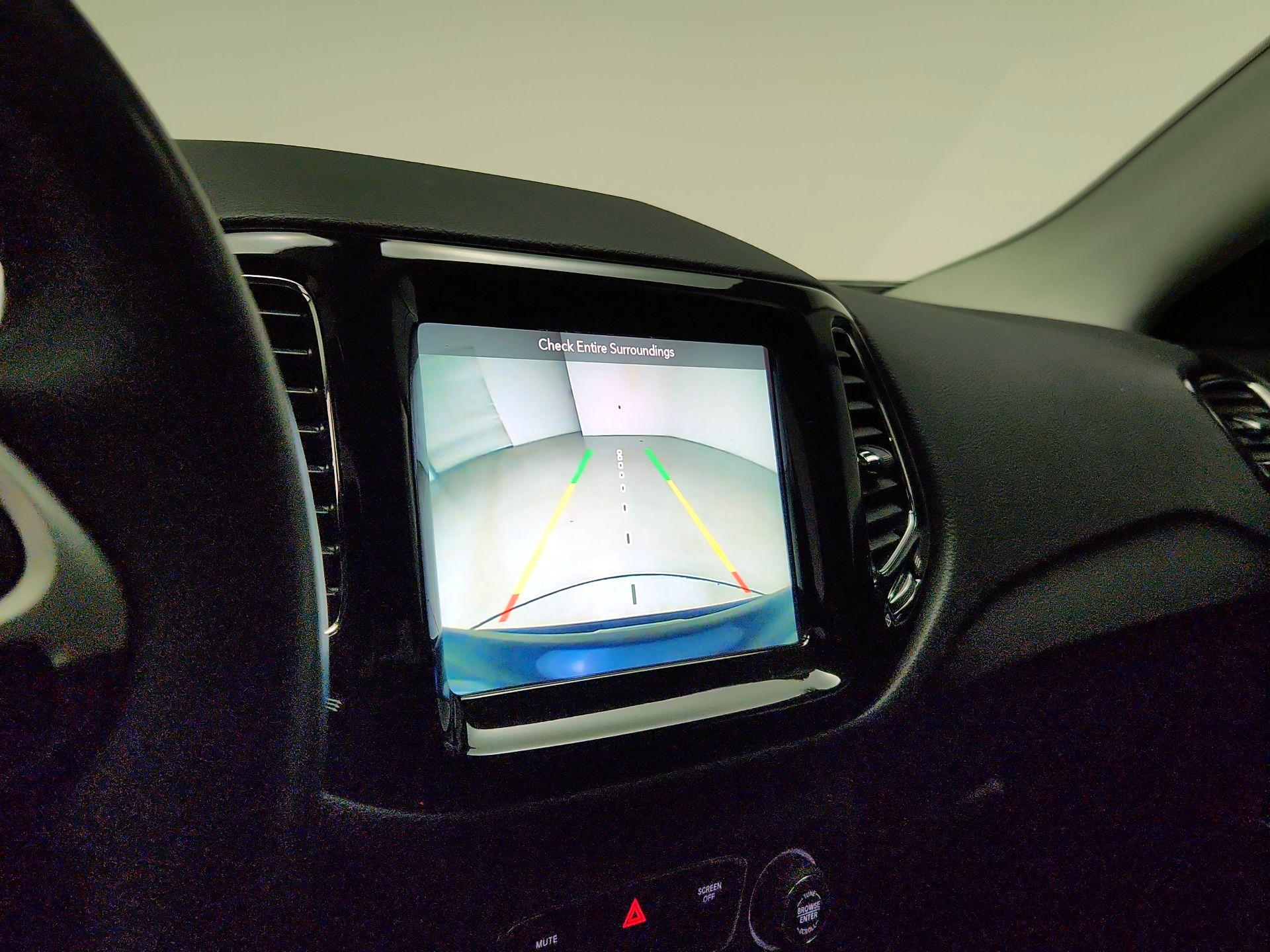 Thumbnail: 2019 Jeep Compass - 15