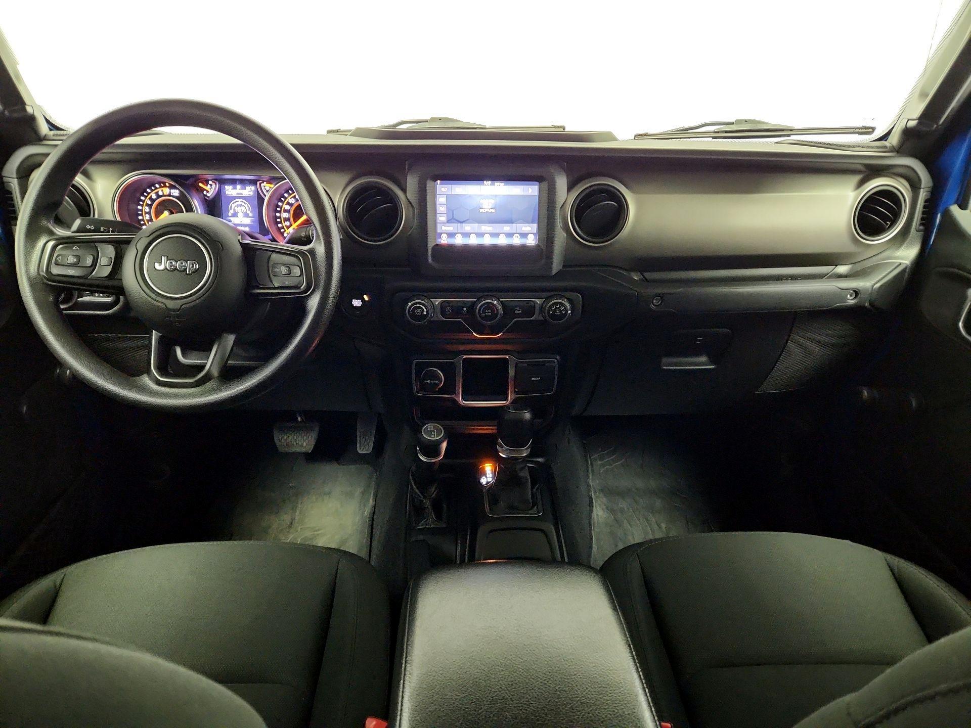 Thumbnail: 2020 Jeep Gladiator - 9