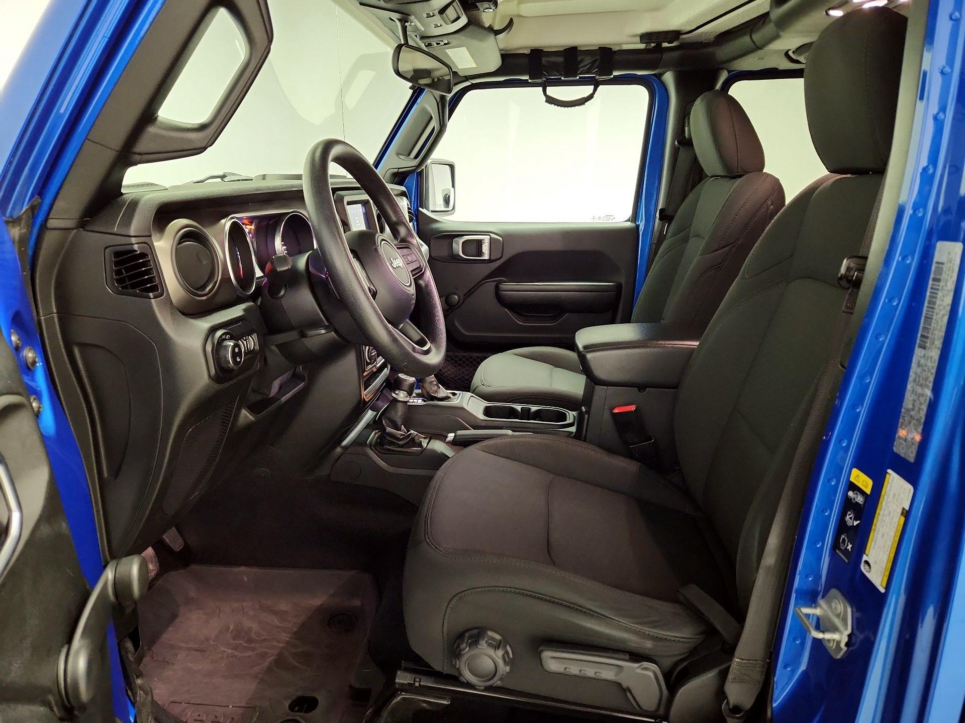 Thumbnail: 2020 Jeep Gladiator - 11