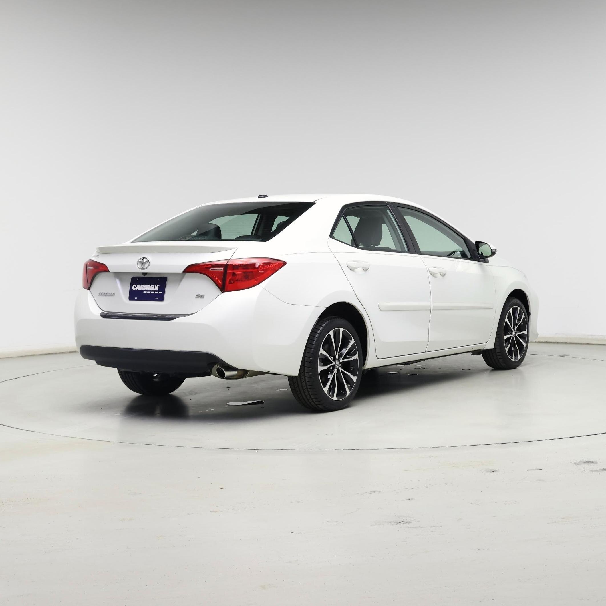 Thumbnail: 2017 Toyota Corolla - 8